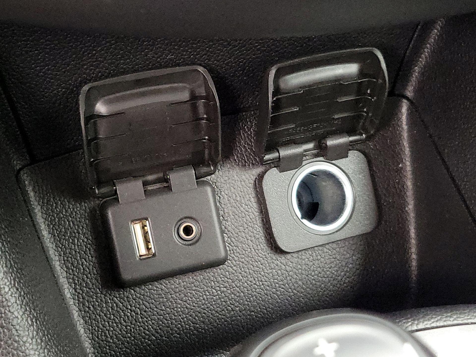 Thumbnail: 2018 Chevrolet Cruze - 18