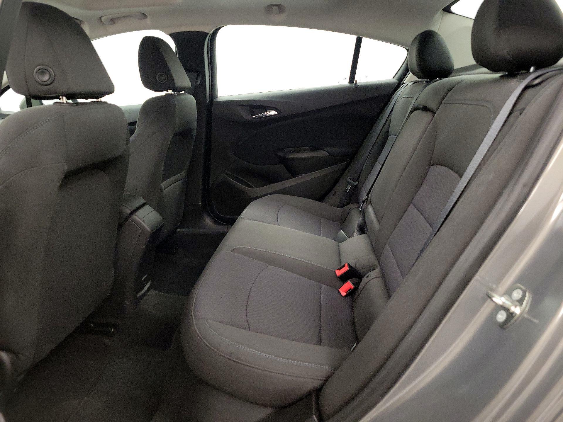 Thumbnail: 2018 Chevrolet Cruze - 20