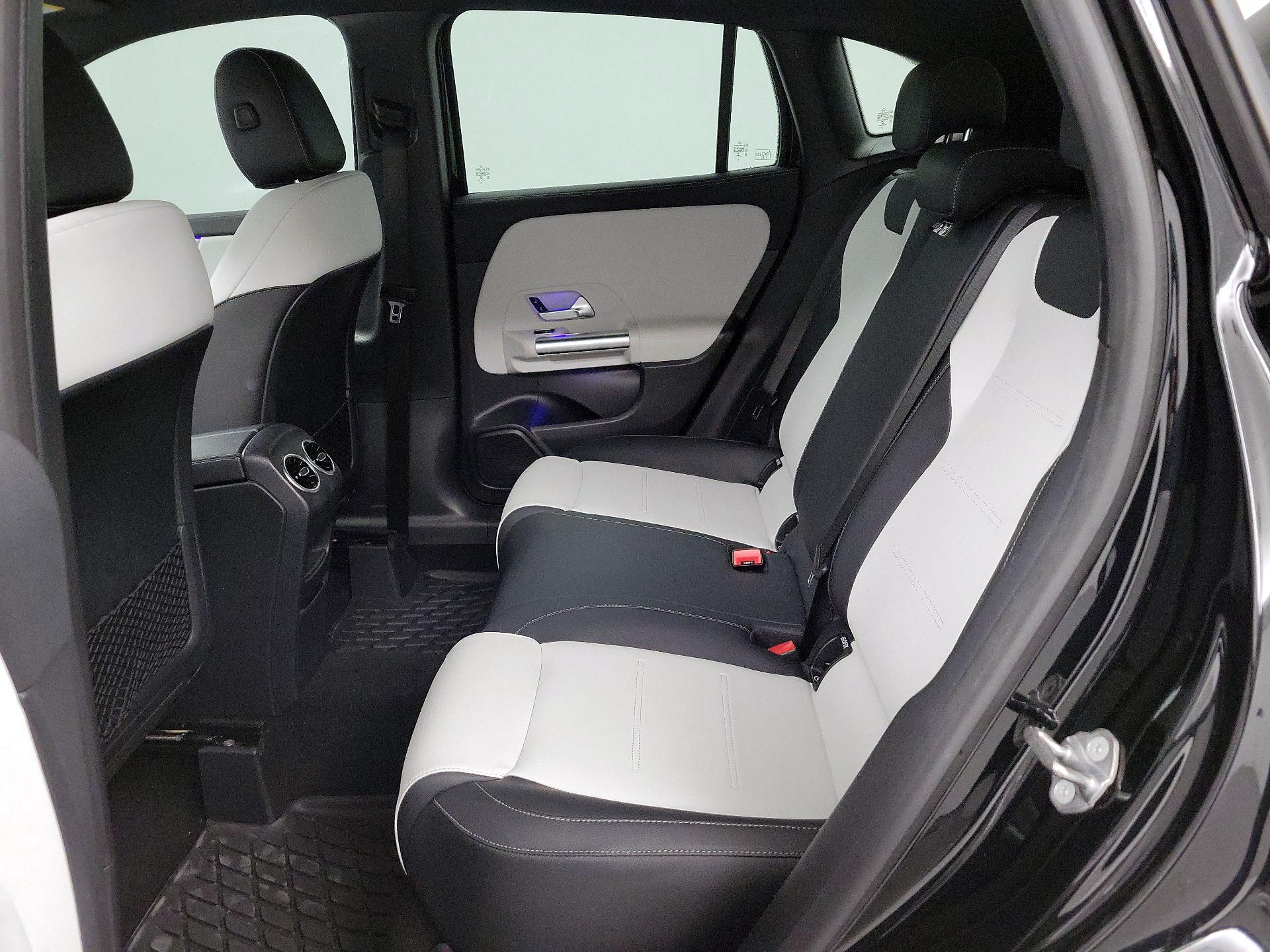 Thumbnail: 2023 Mercedes-Benz GLA - 20