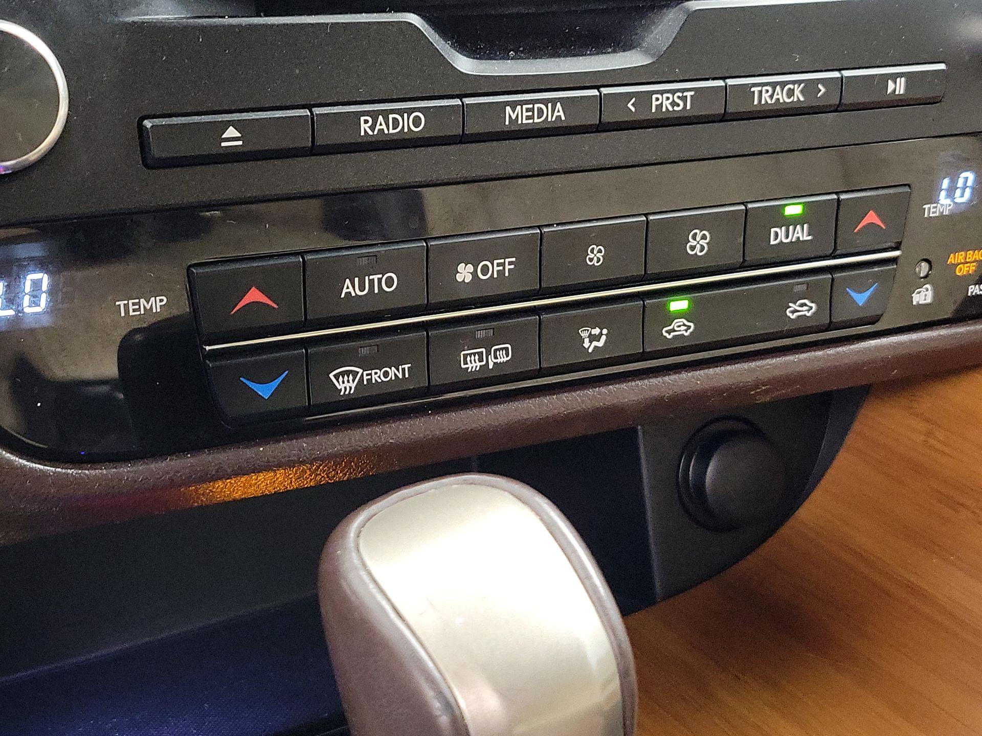 Thumbnail: 2018 Lexus RX - 16