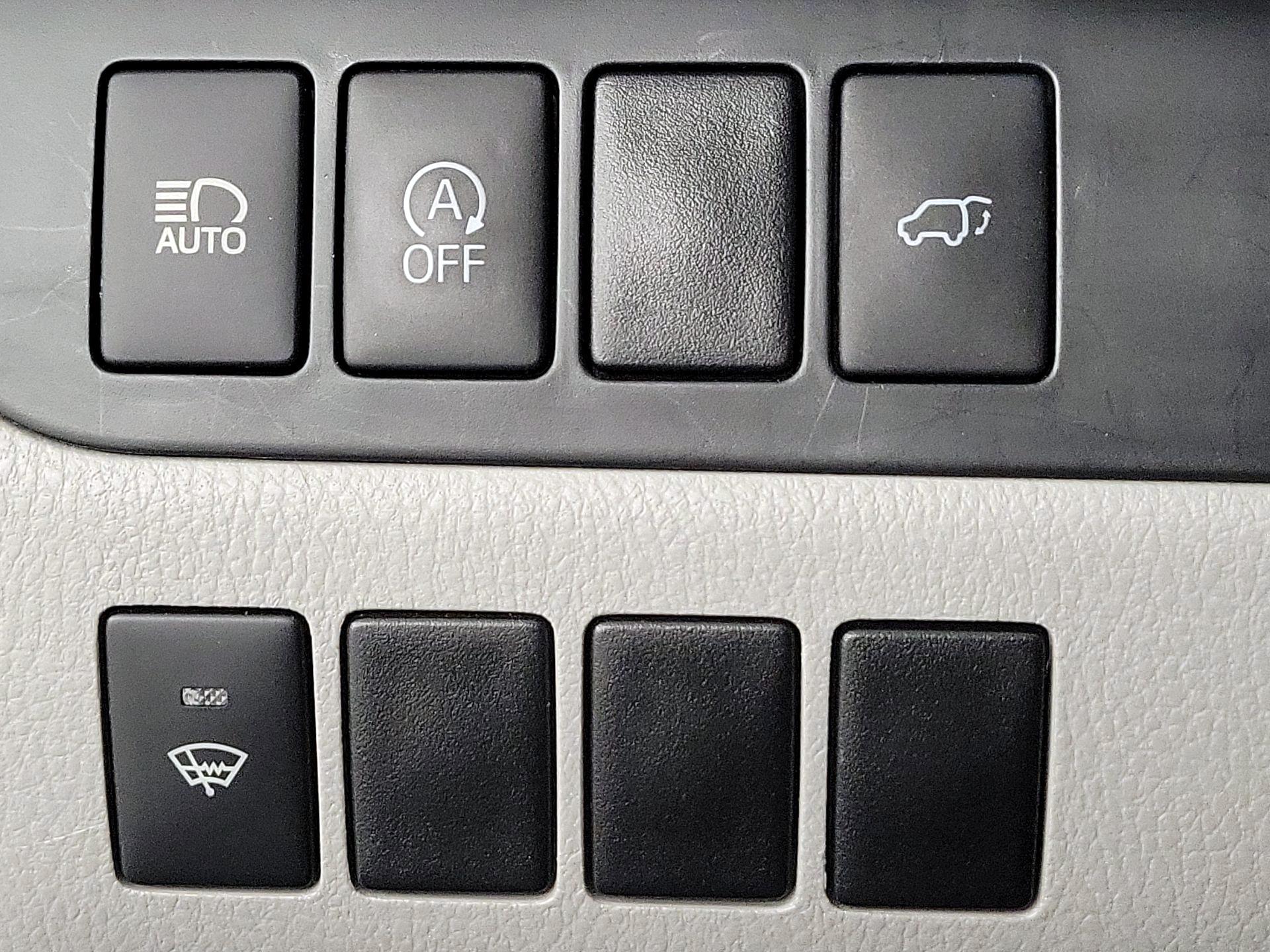 Thumbnail: 2017 Toyota Highlander - 13