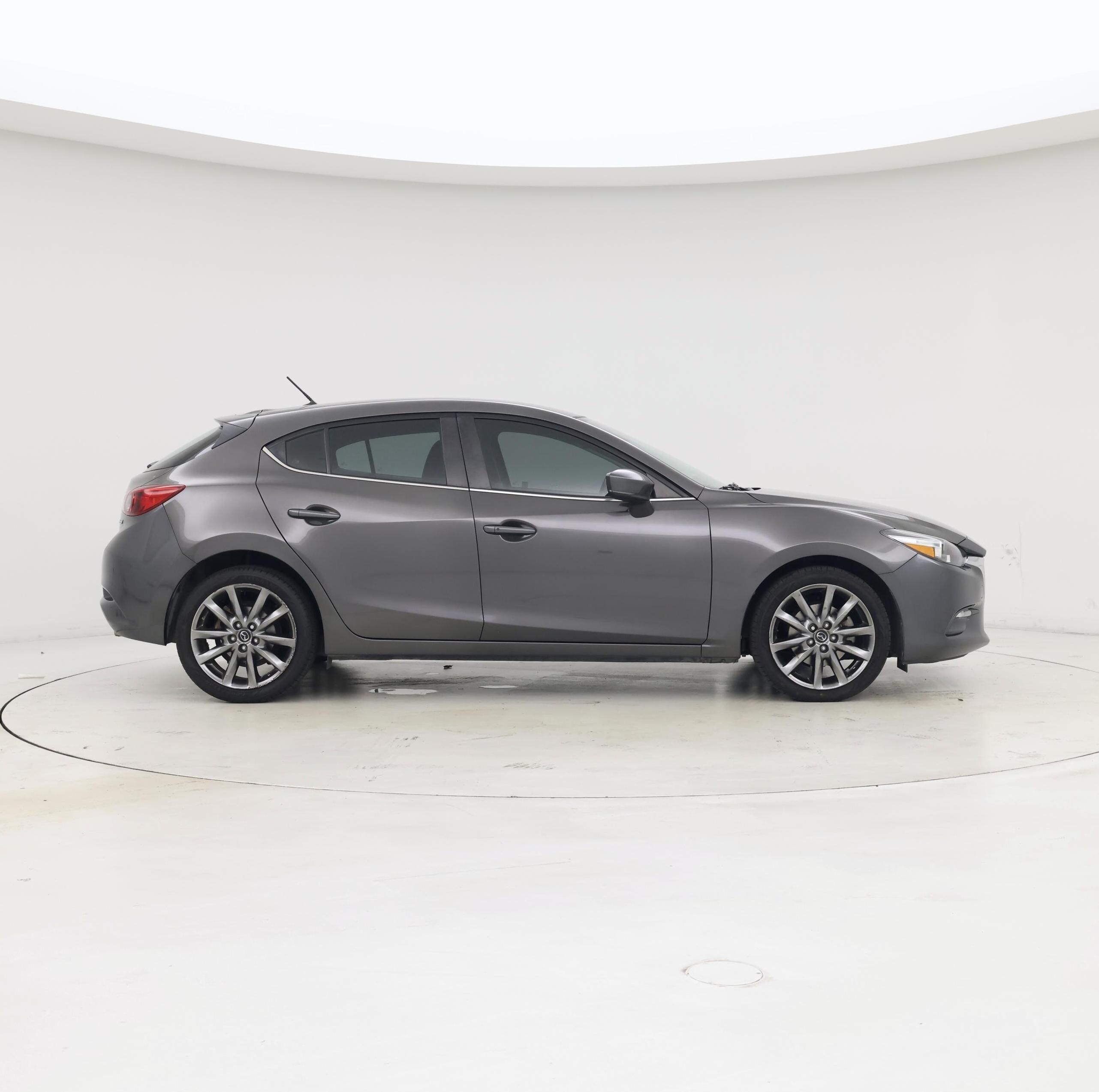 Thumbnail: 2018 Mazda Mazda3 - 7