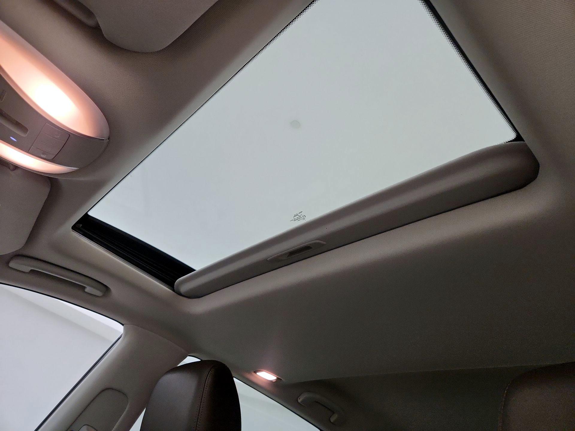 Thumbnail: 2015 INFINITI QX60 - 19