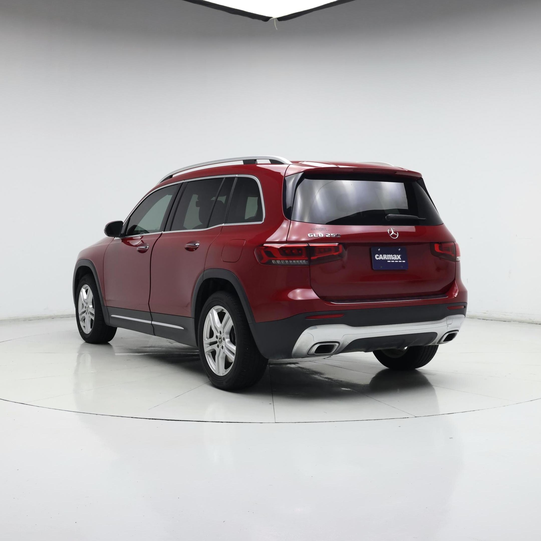 Thumbnail: 2021 Mercedes-Benz GLB - 2