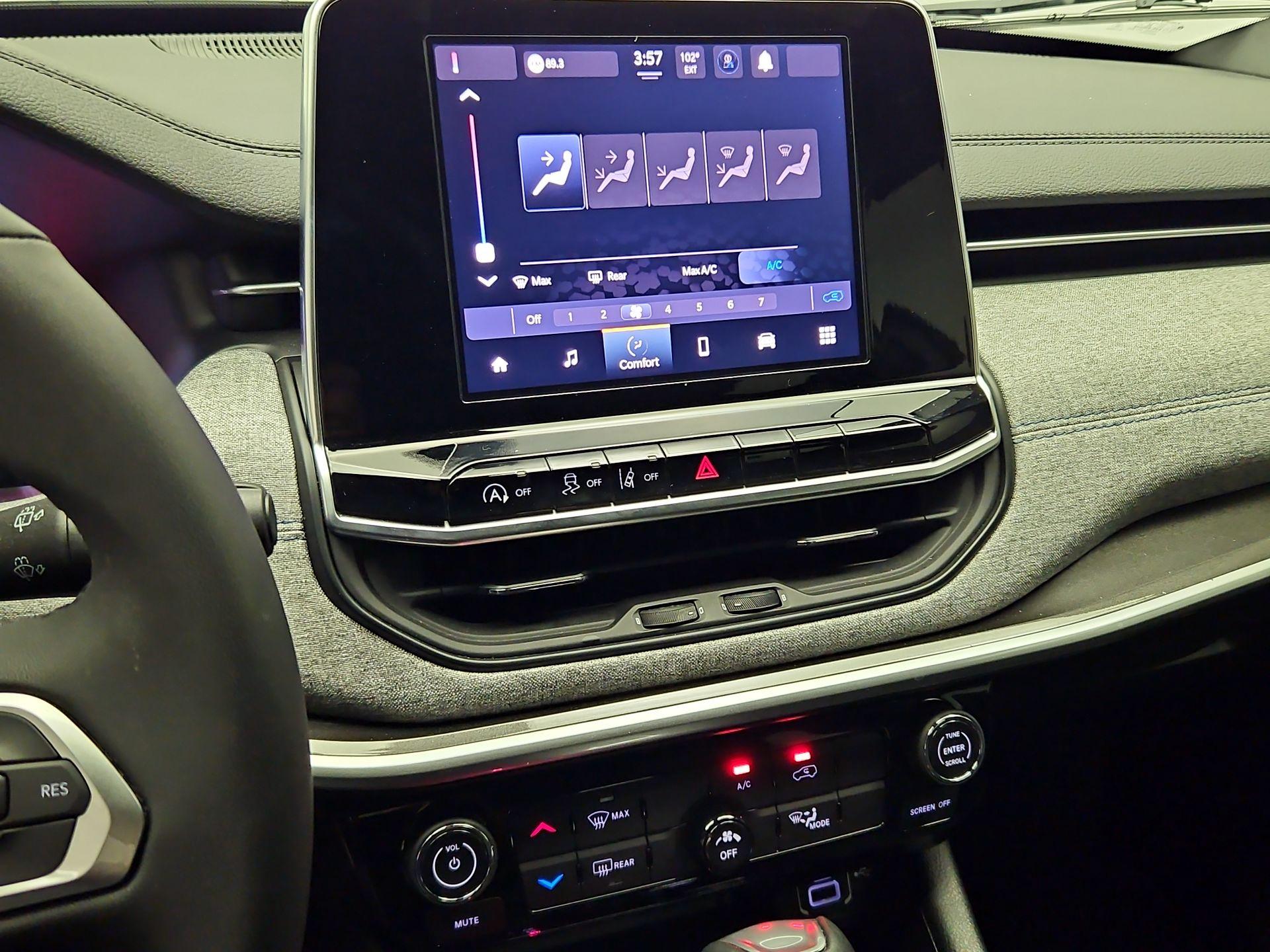 Thumbnail: 2025 Jeep Compass - 16