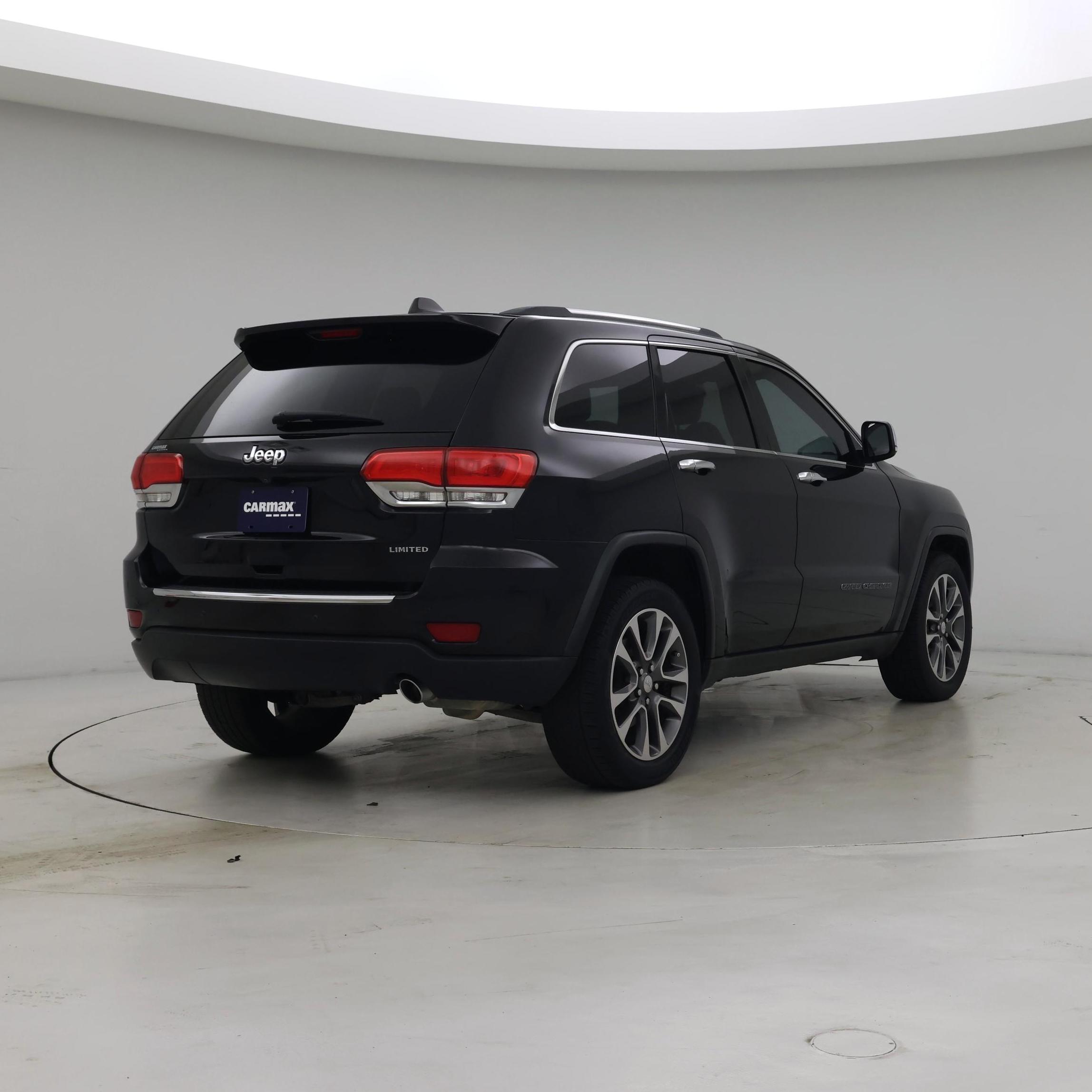 Thumbnail: 2018 Jeep Grand Cherokee - 8
