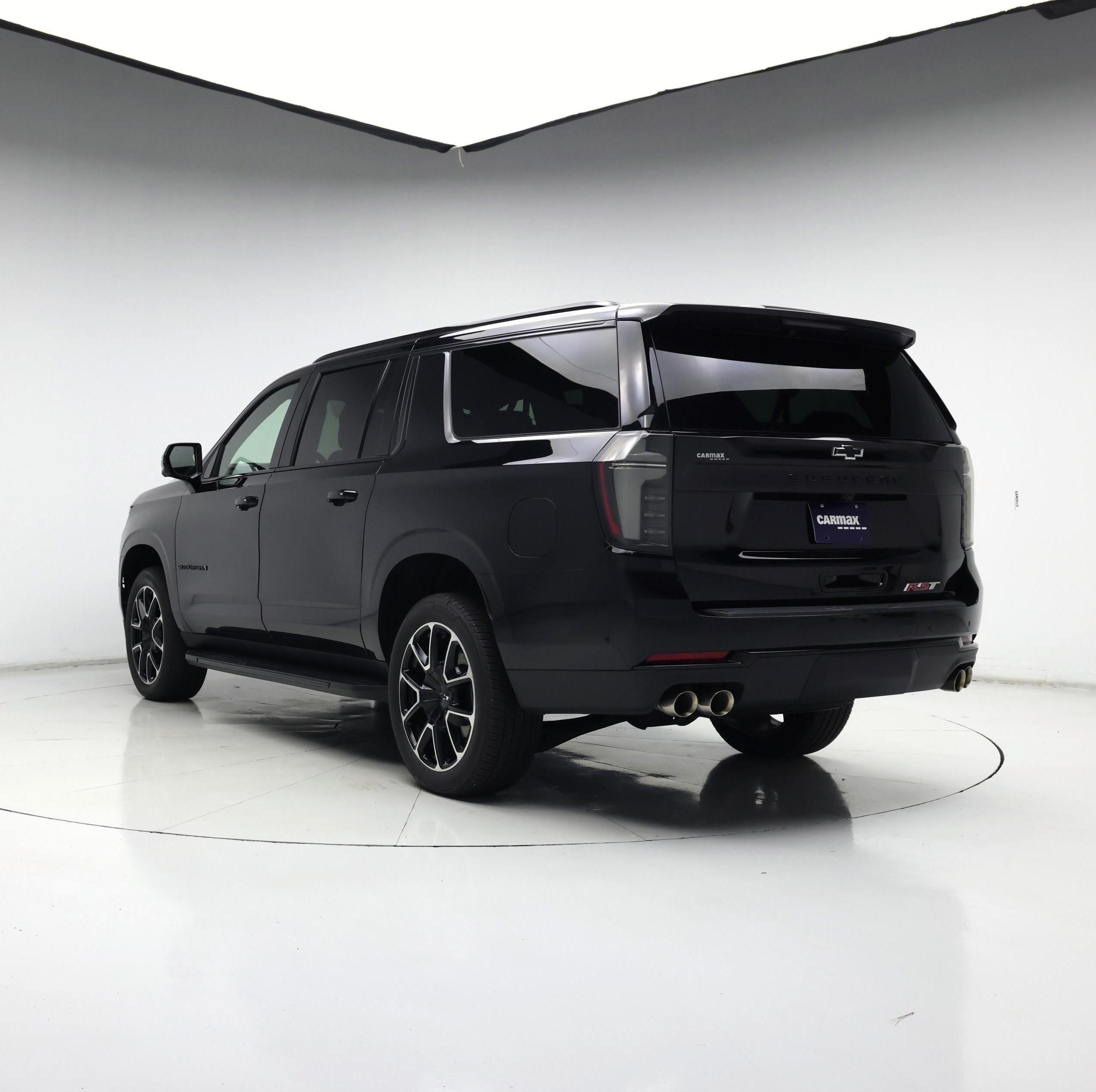 Thumbnail: 2025 Chevrolet Suburban - 2