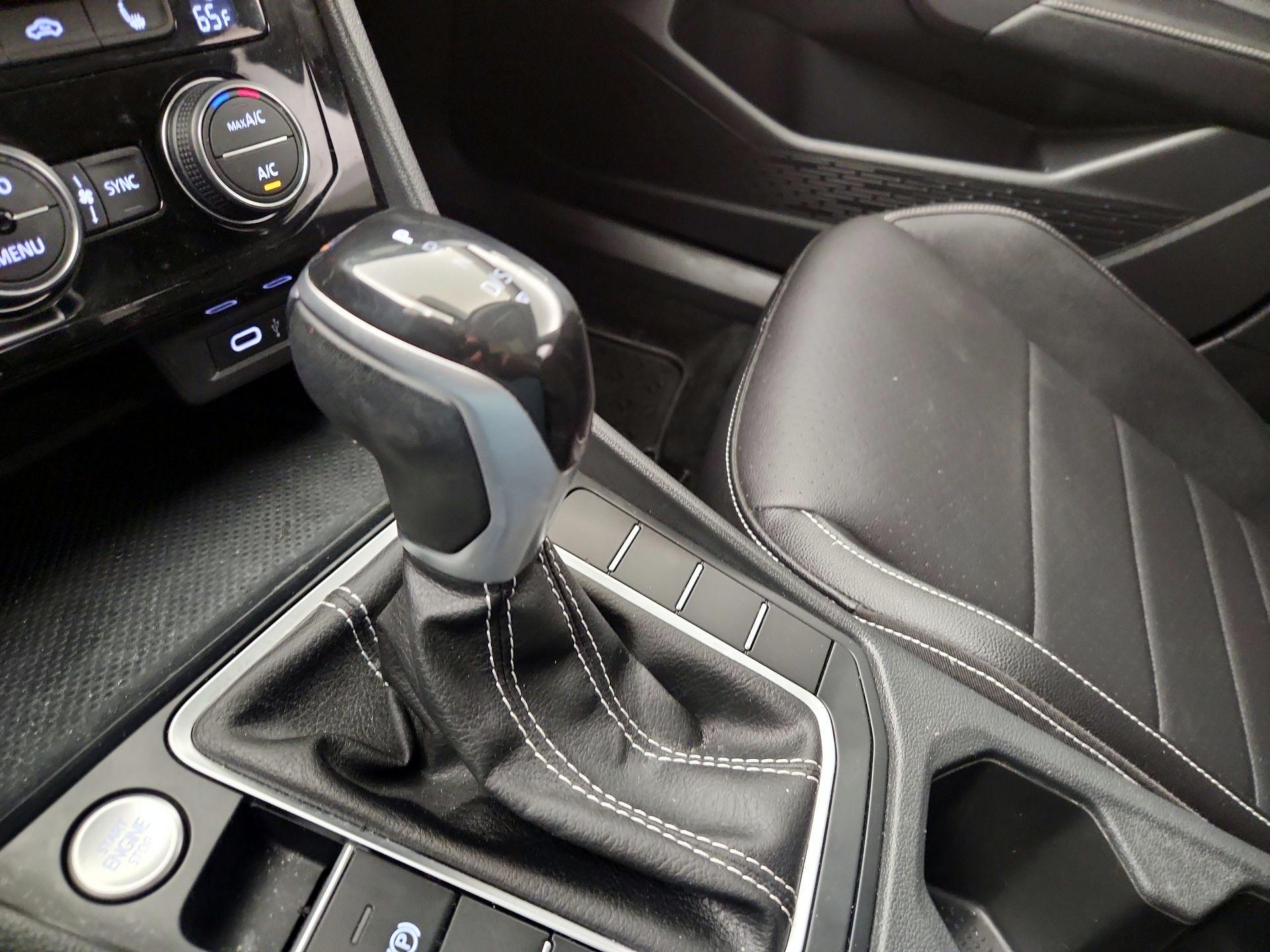 Thumbnail: 2022 Volkswagen Jetta - 15