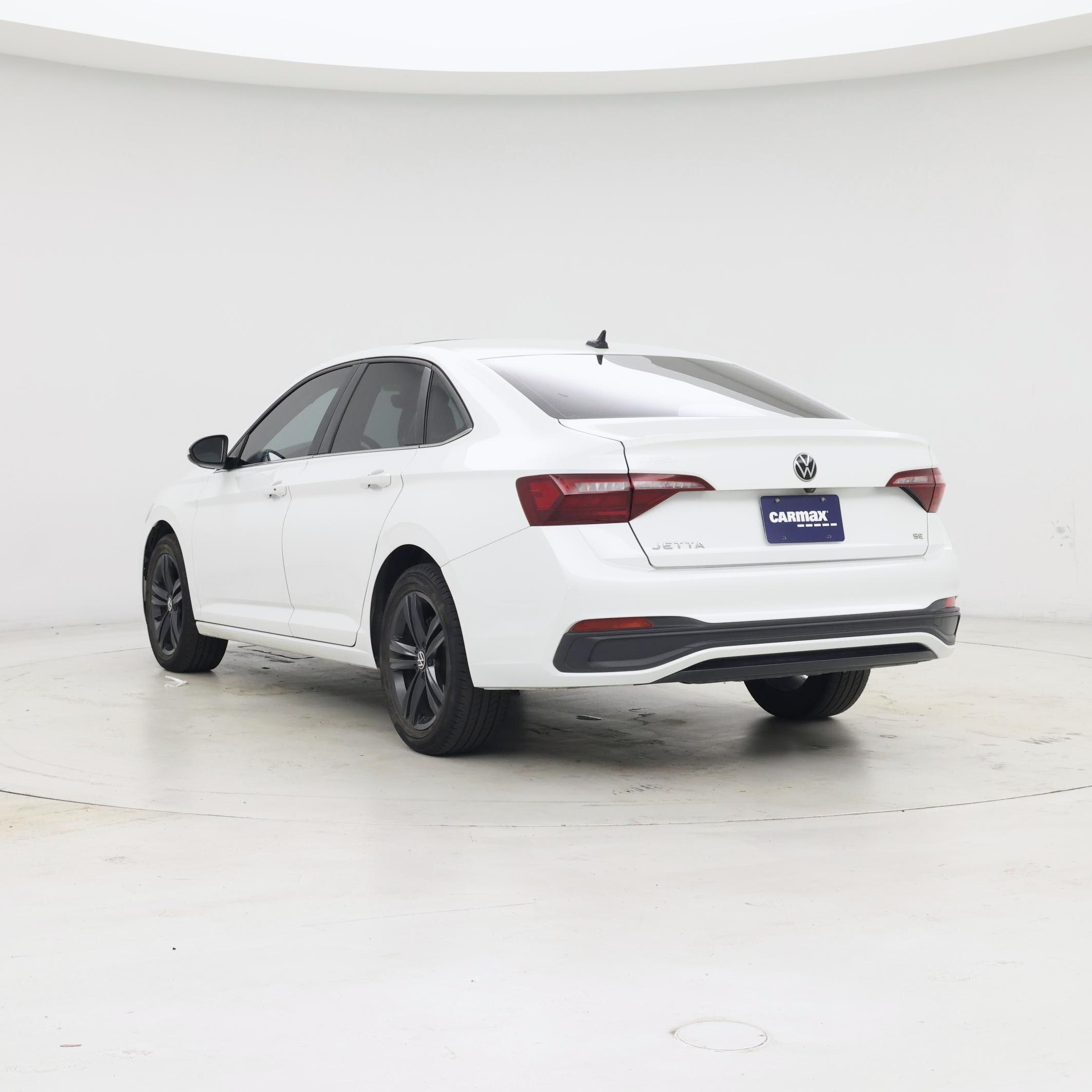 Thumbnail: 2022 Volkswagen Jetta - 2