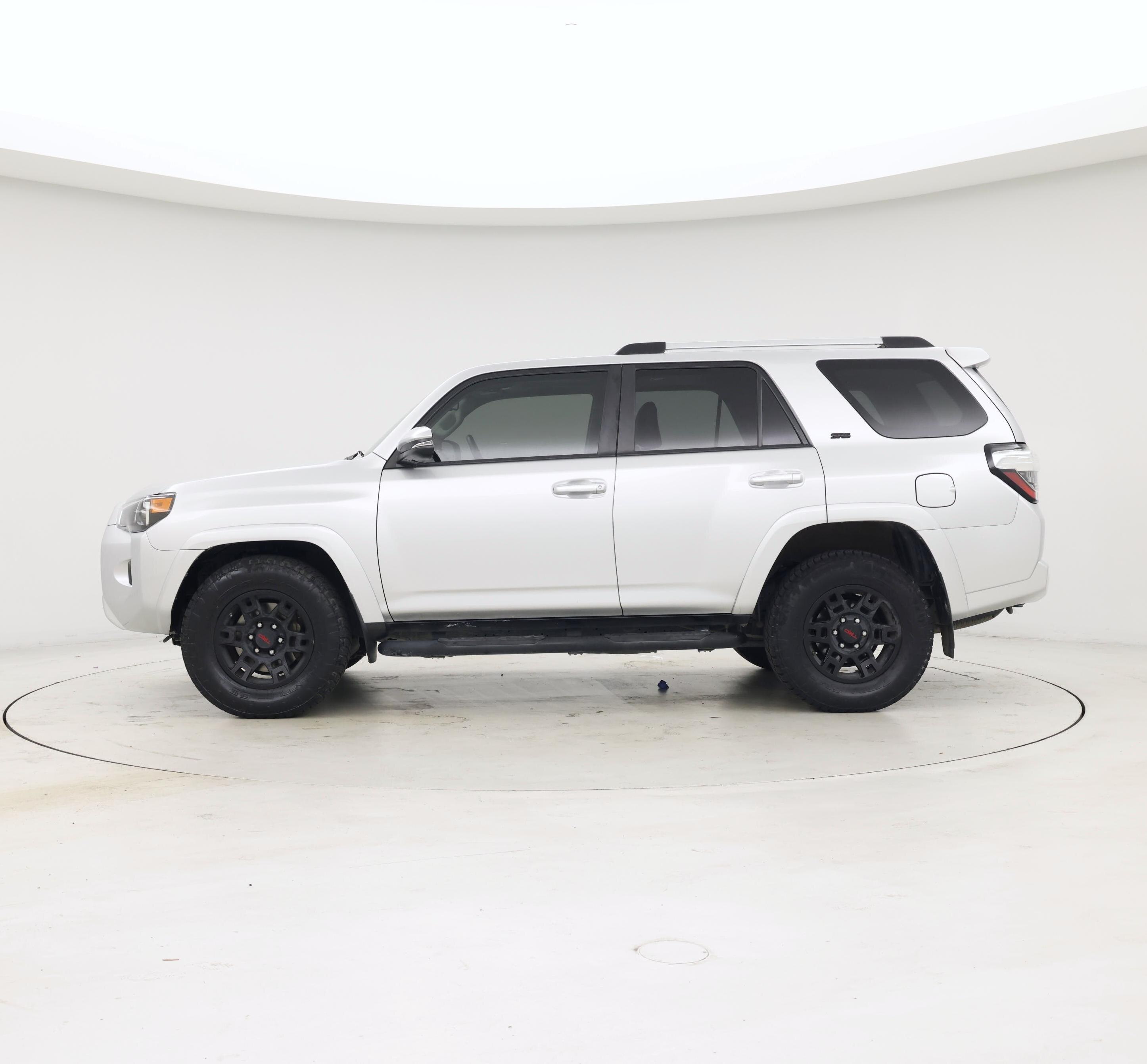 Thumbnail: 2021 Toyota 4Runner - 3