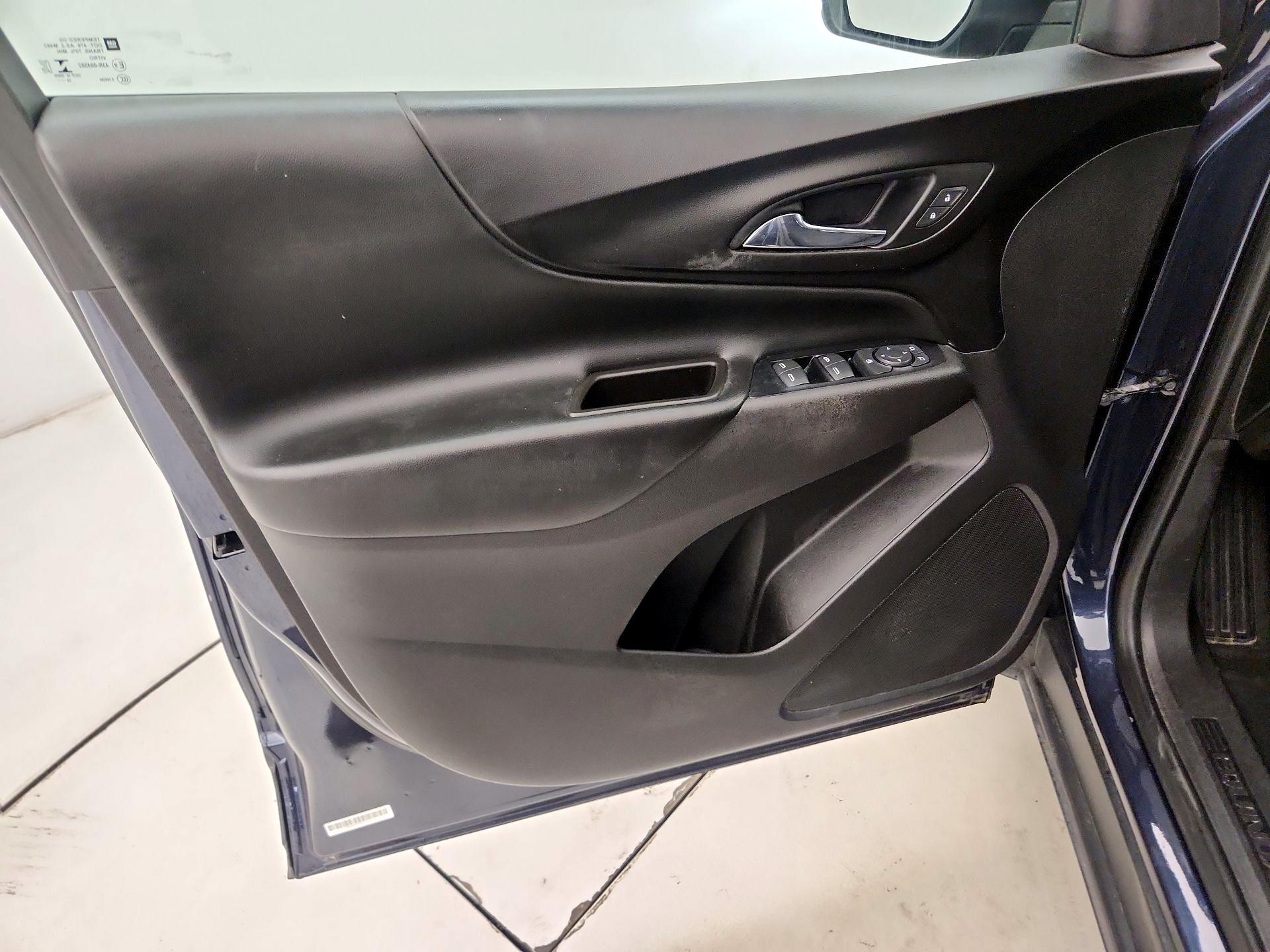 Thumbnail: 2019 Chevrolet Equinox - 12