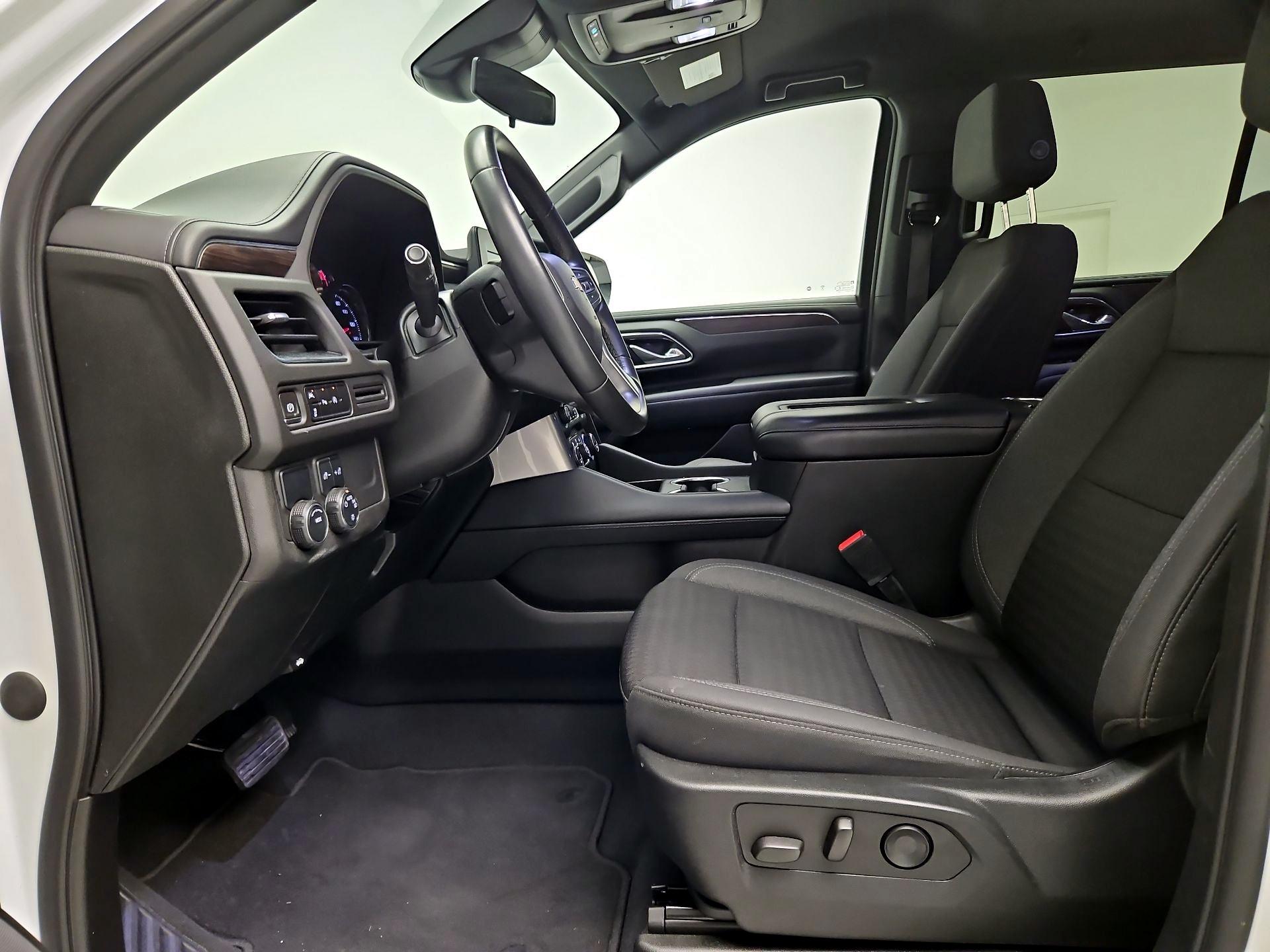 Thumbnail: 2023 Chevrolet Tahoe - 11