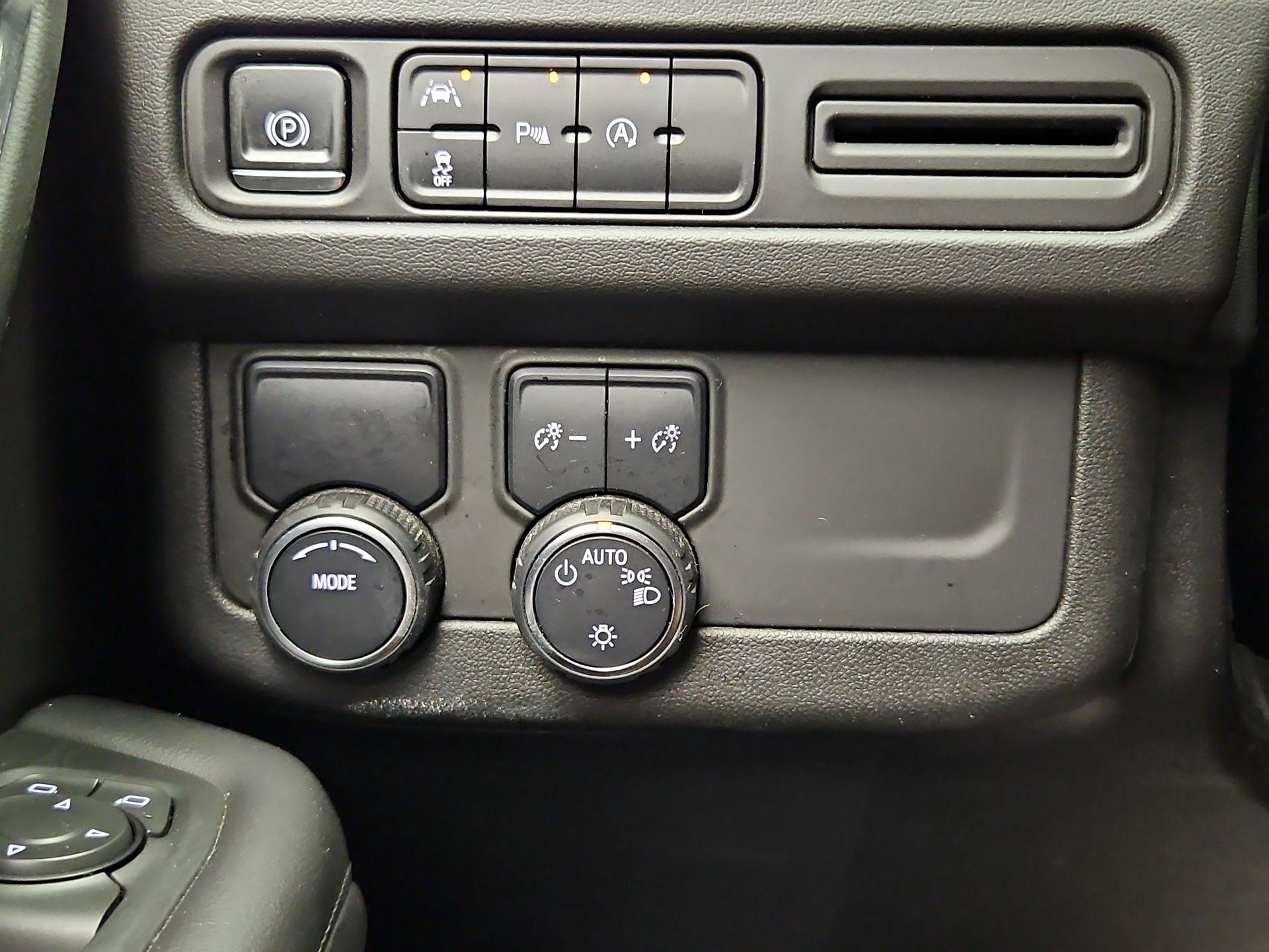 Thumbnail: 2023 Chevrolet Tahoe - 13