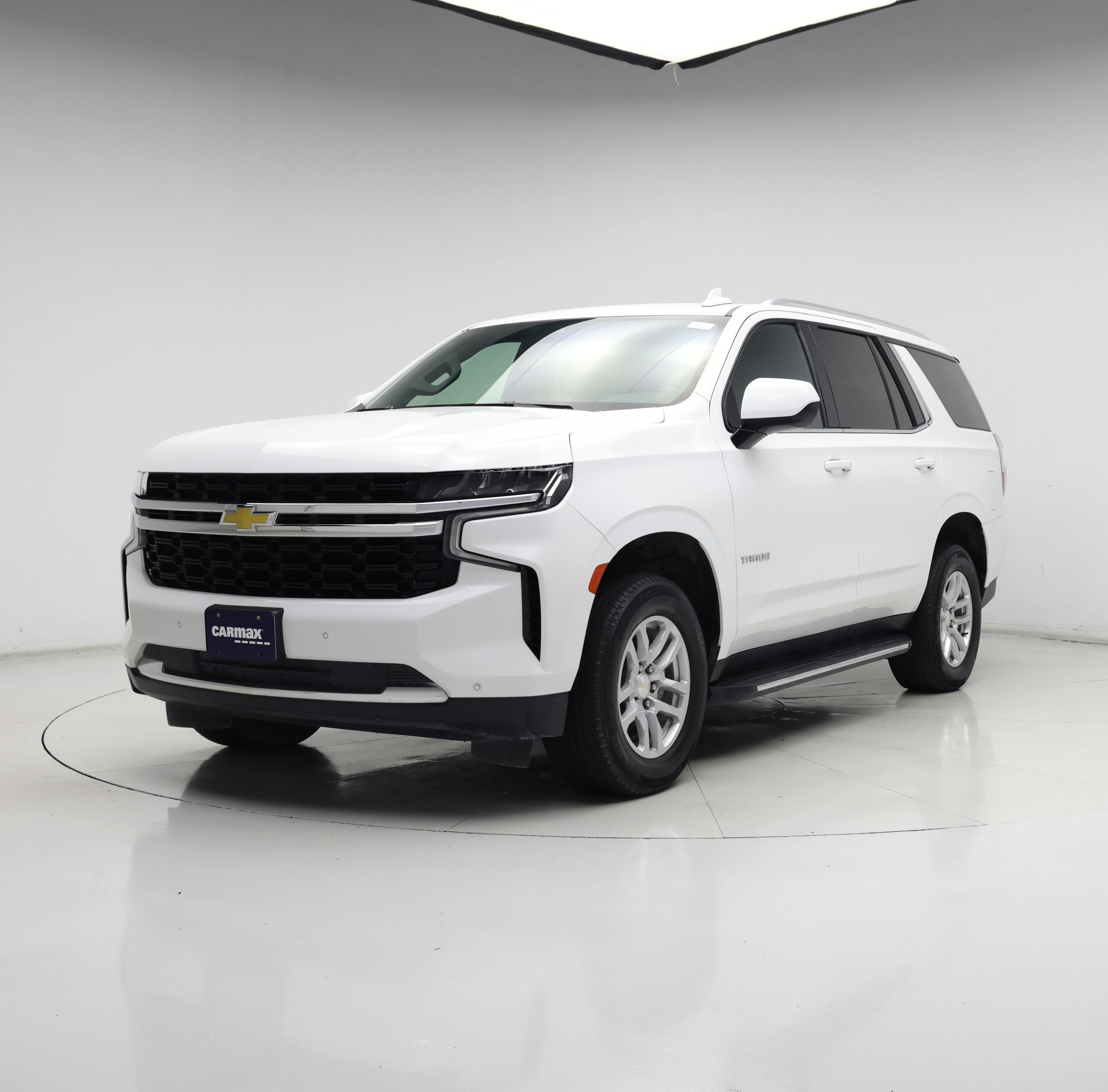 Thumbnail: 2023 Chevrolet Tahoe - 4
