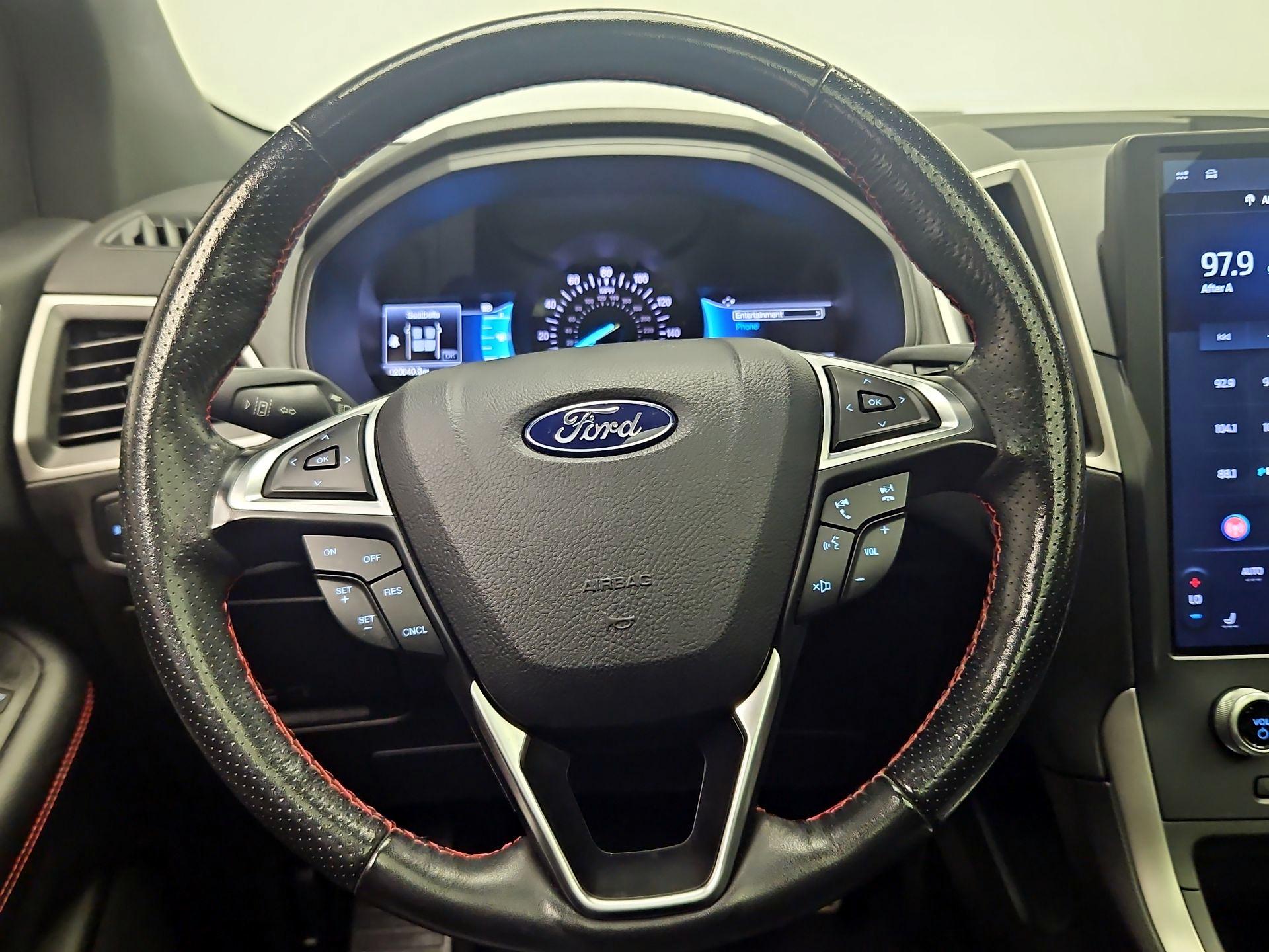 Thumbnail: 2022 Ford Edge - 10