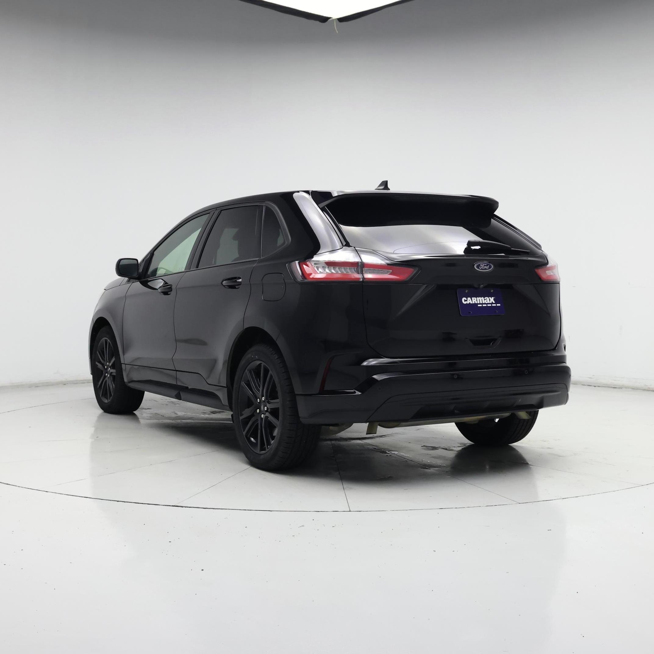Thumbnail: 2022 Ford Edge - 2