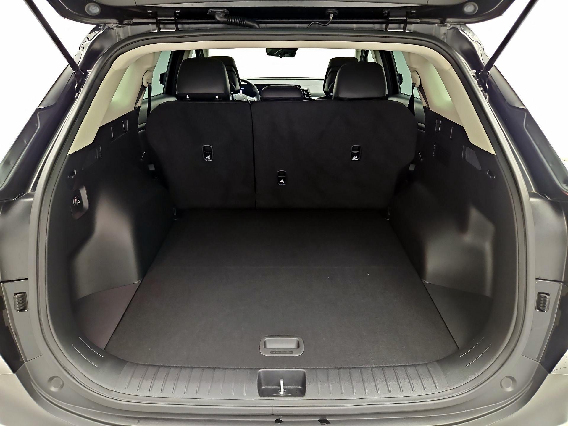 Thumbnail: 2024 Kia Sportage - 18