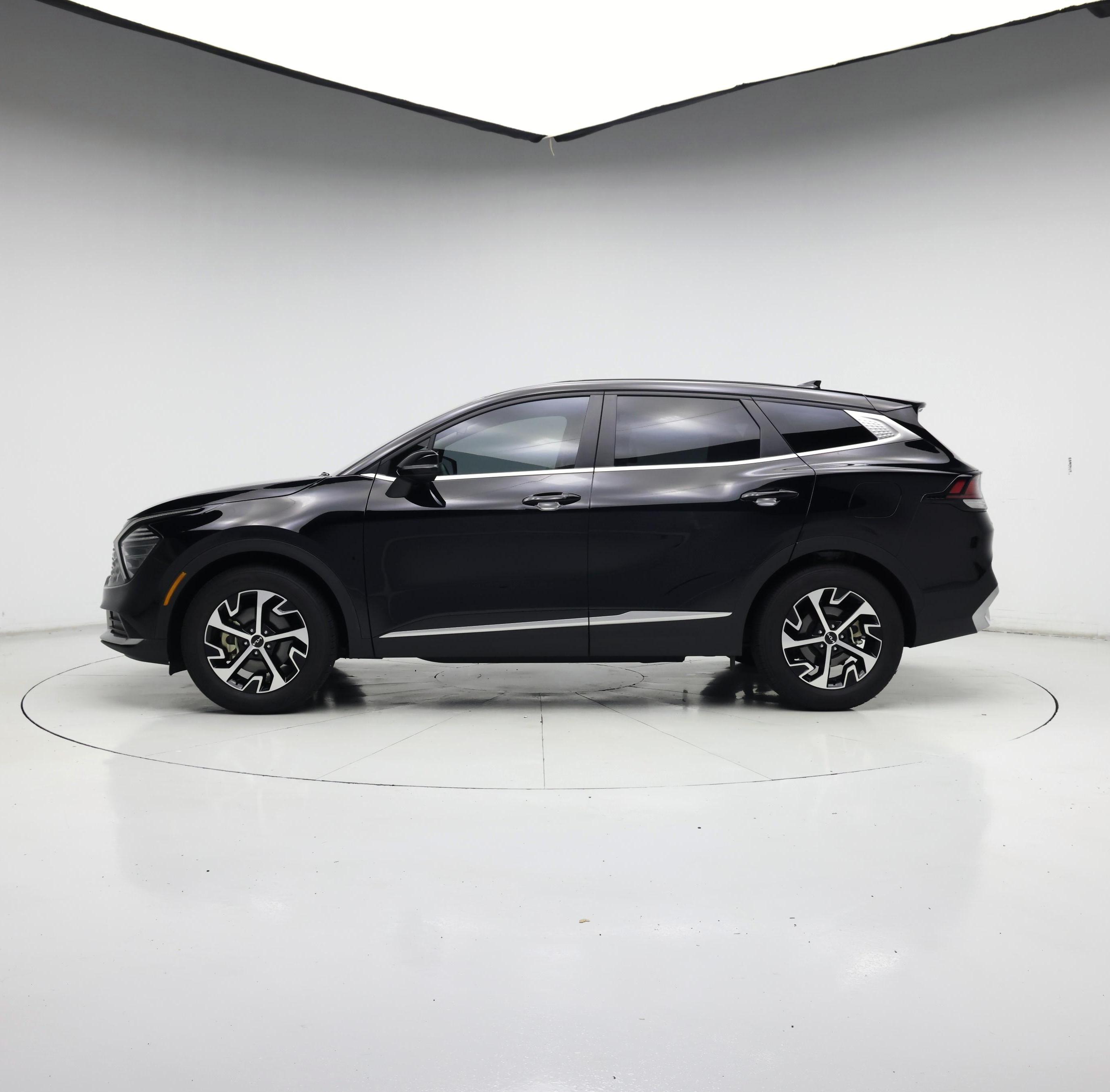 Thumbnail: 2024 Kia Sportage - 3