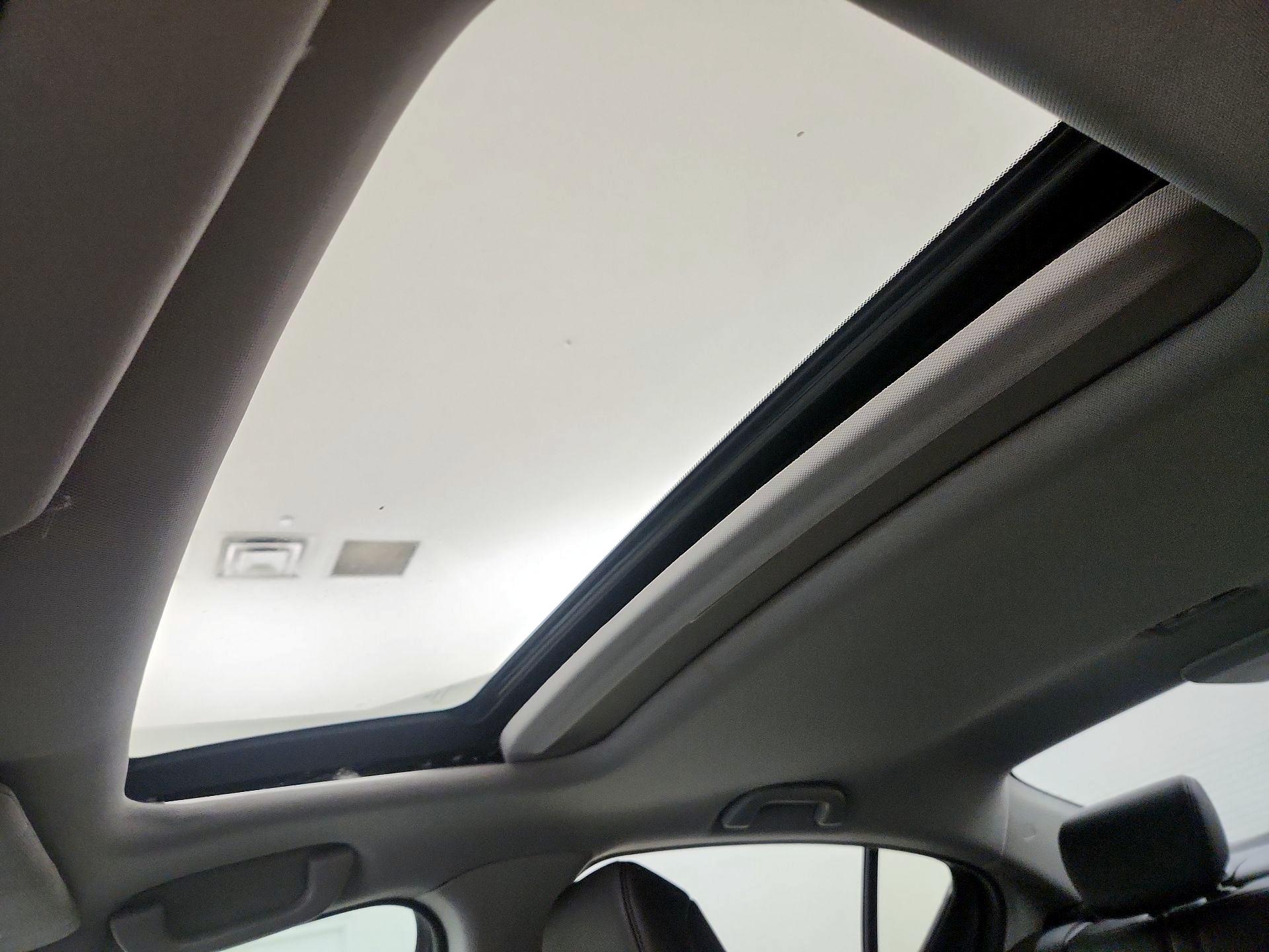 Thumbnail: 2019 Acura ILX - 19