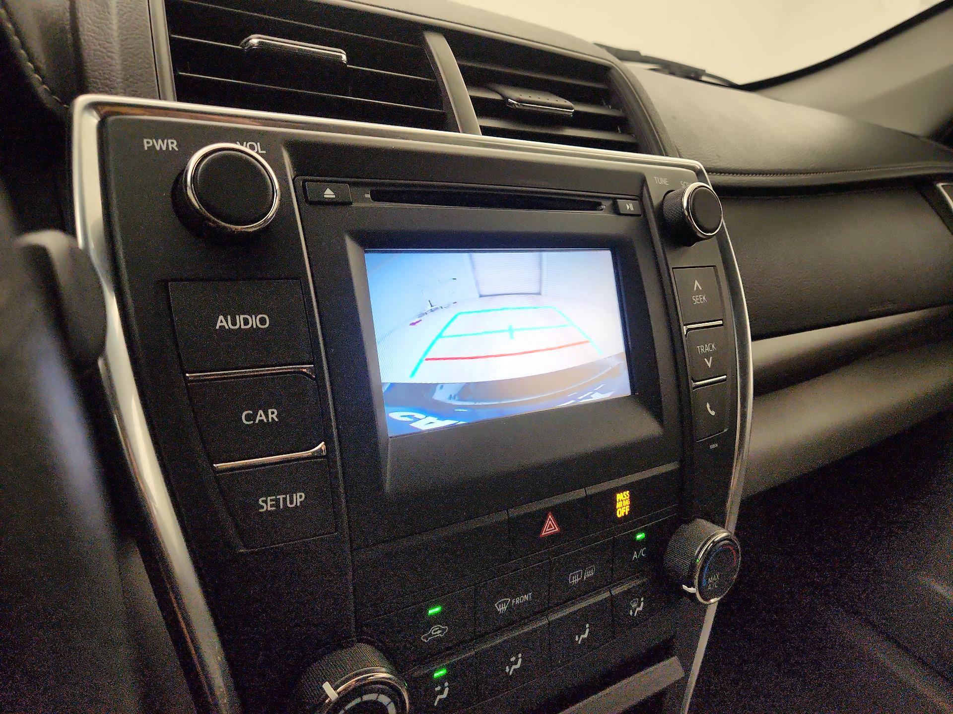 Thumbnail: 2016 Toyota Camry - 14