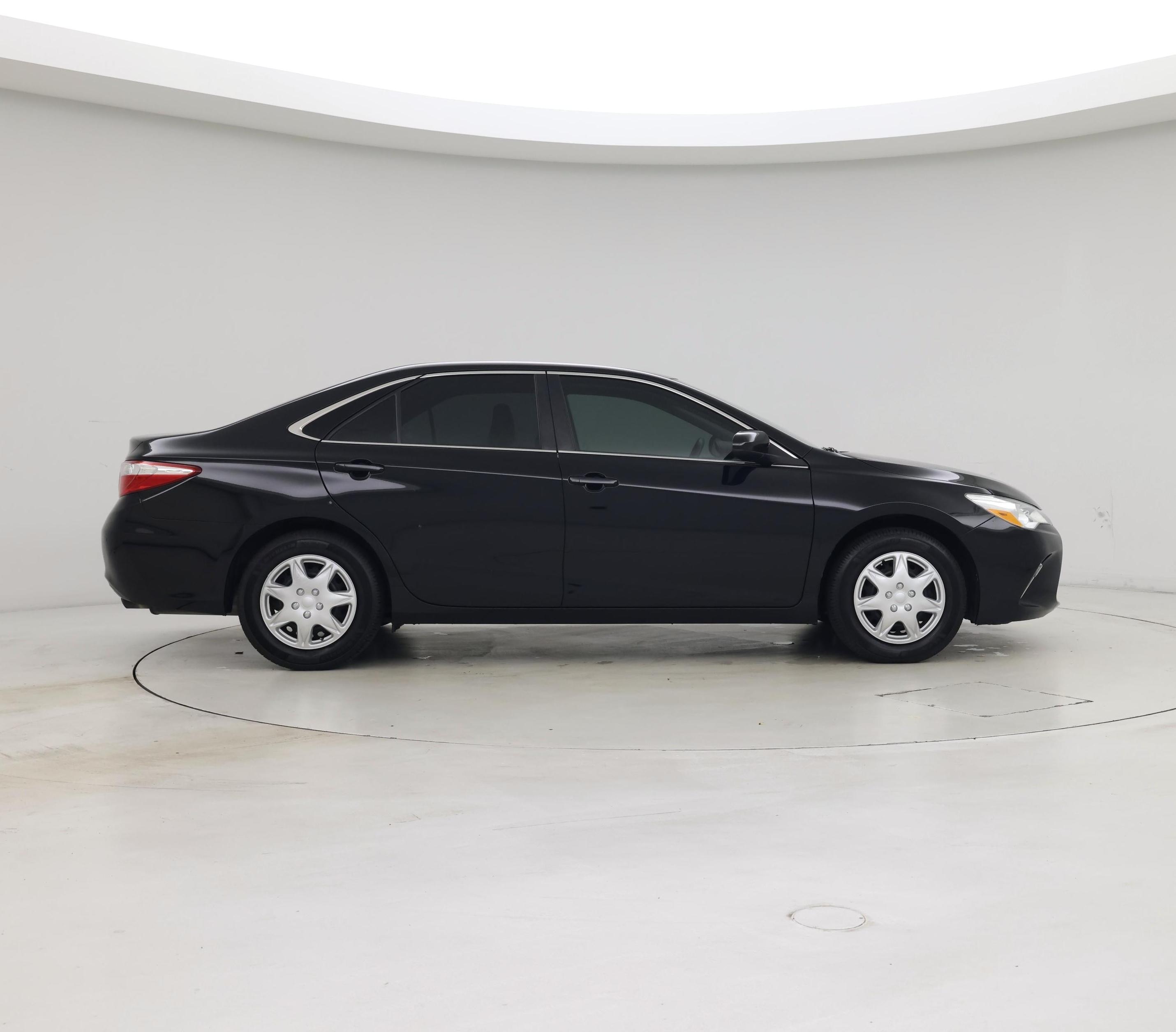 Thumbnail: 2016 Toyota Camry - 7