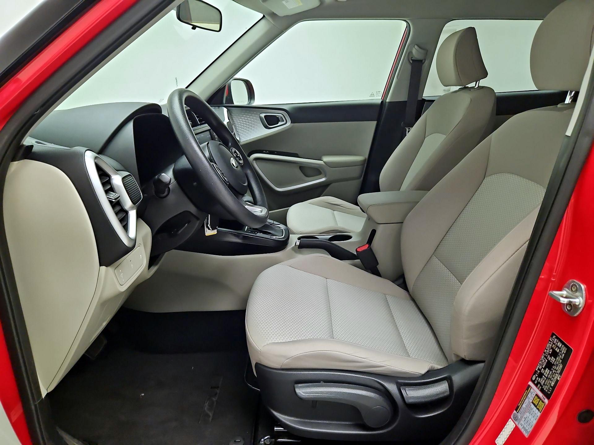 Thumbnail: 2020 Kia Soul - 11
