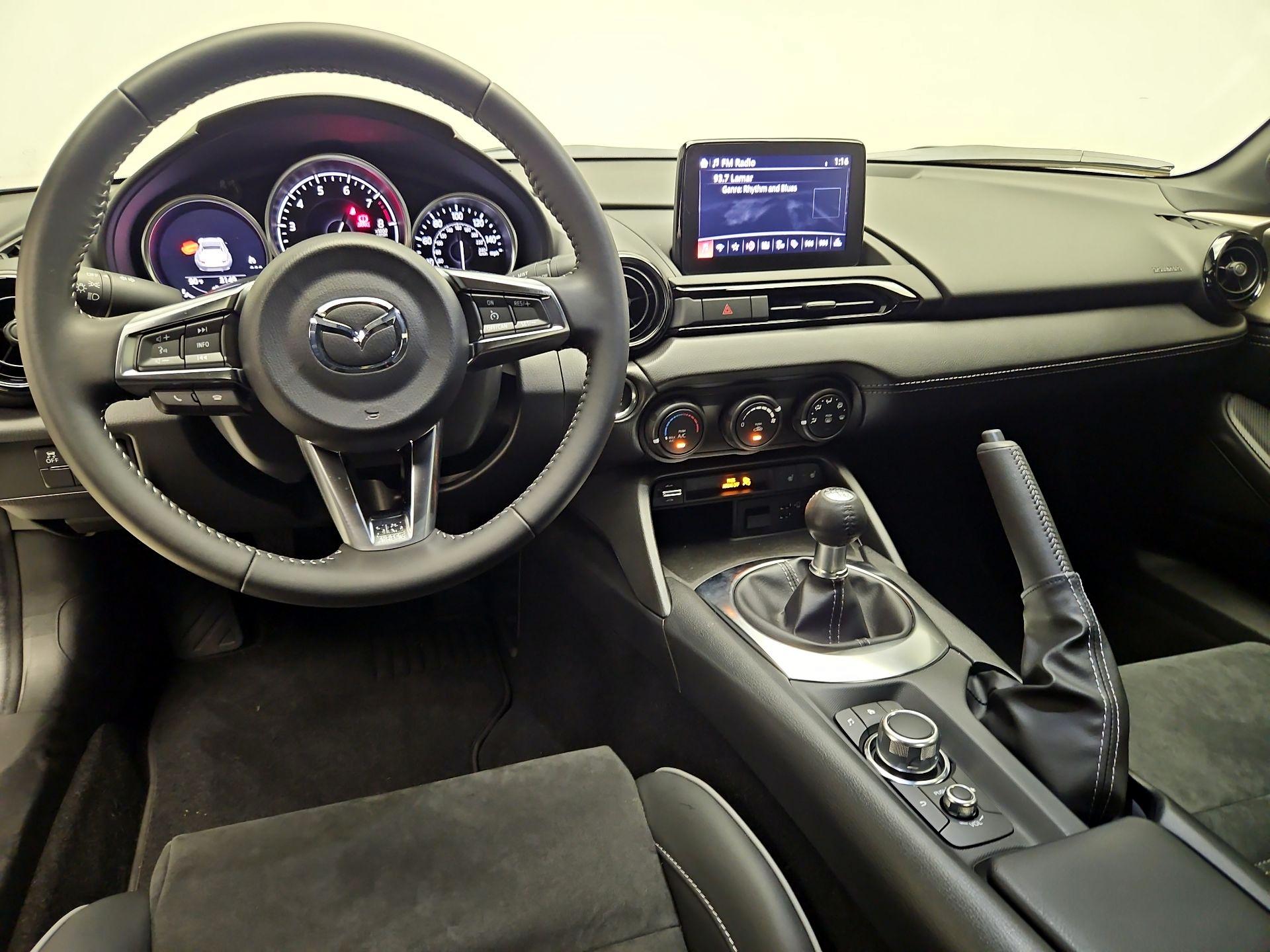Thumbnail: 2023 Mazda MX-5 Miata - 9