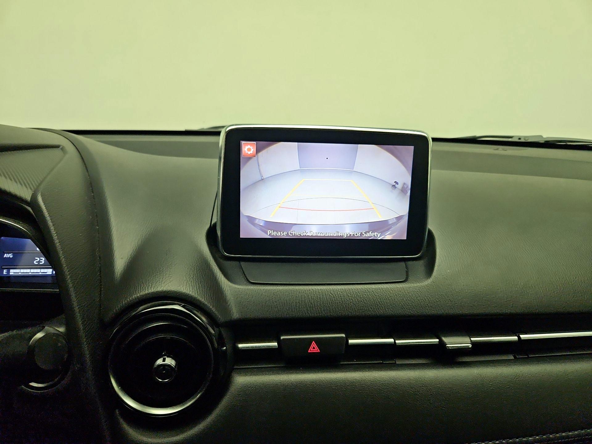 Thumbnail: 2018 Toyota Yaris iA - 13