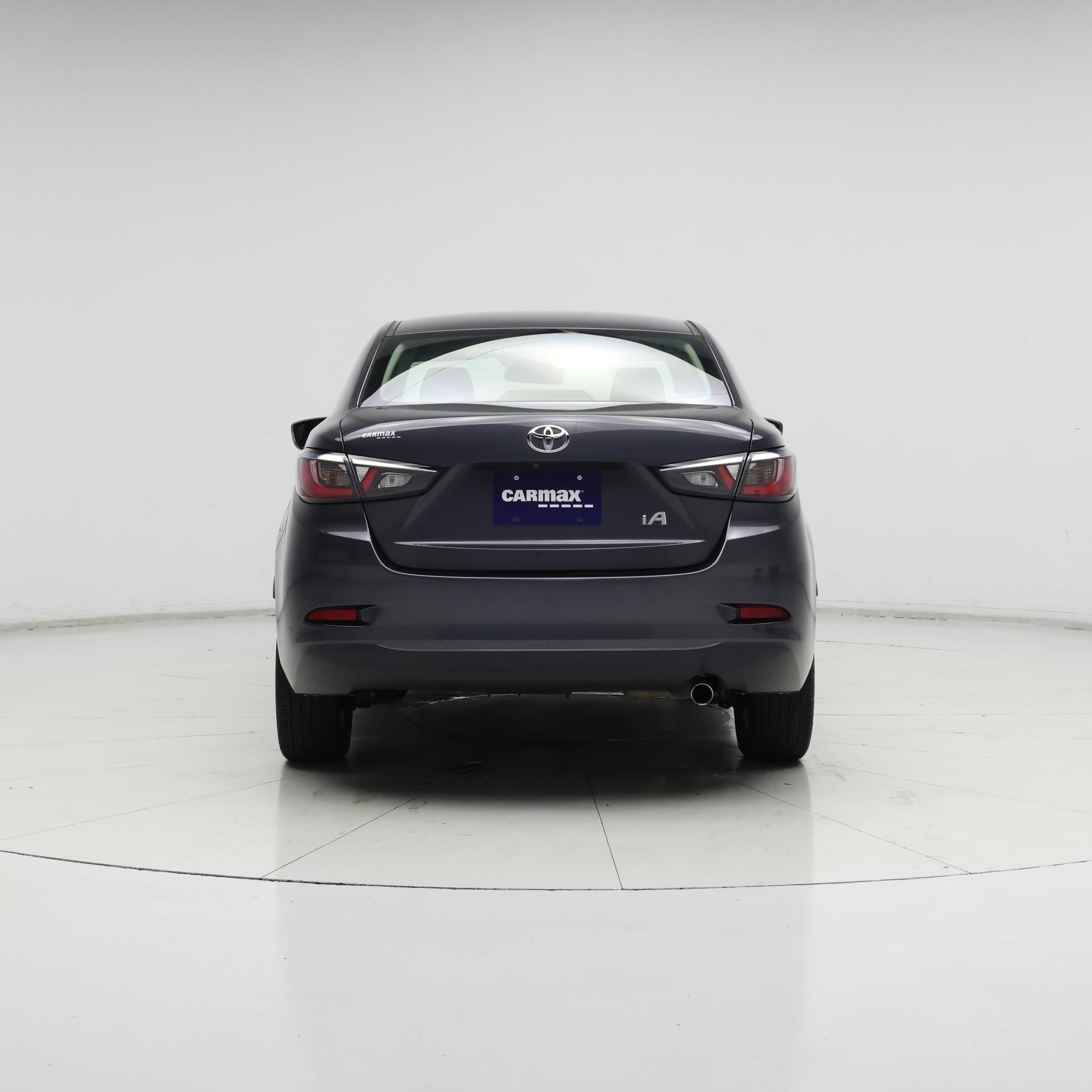 Thumbnail: 2018 Toyota Yaris iA - 6