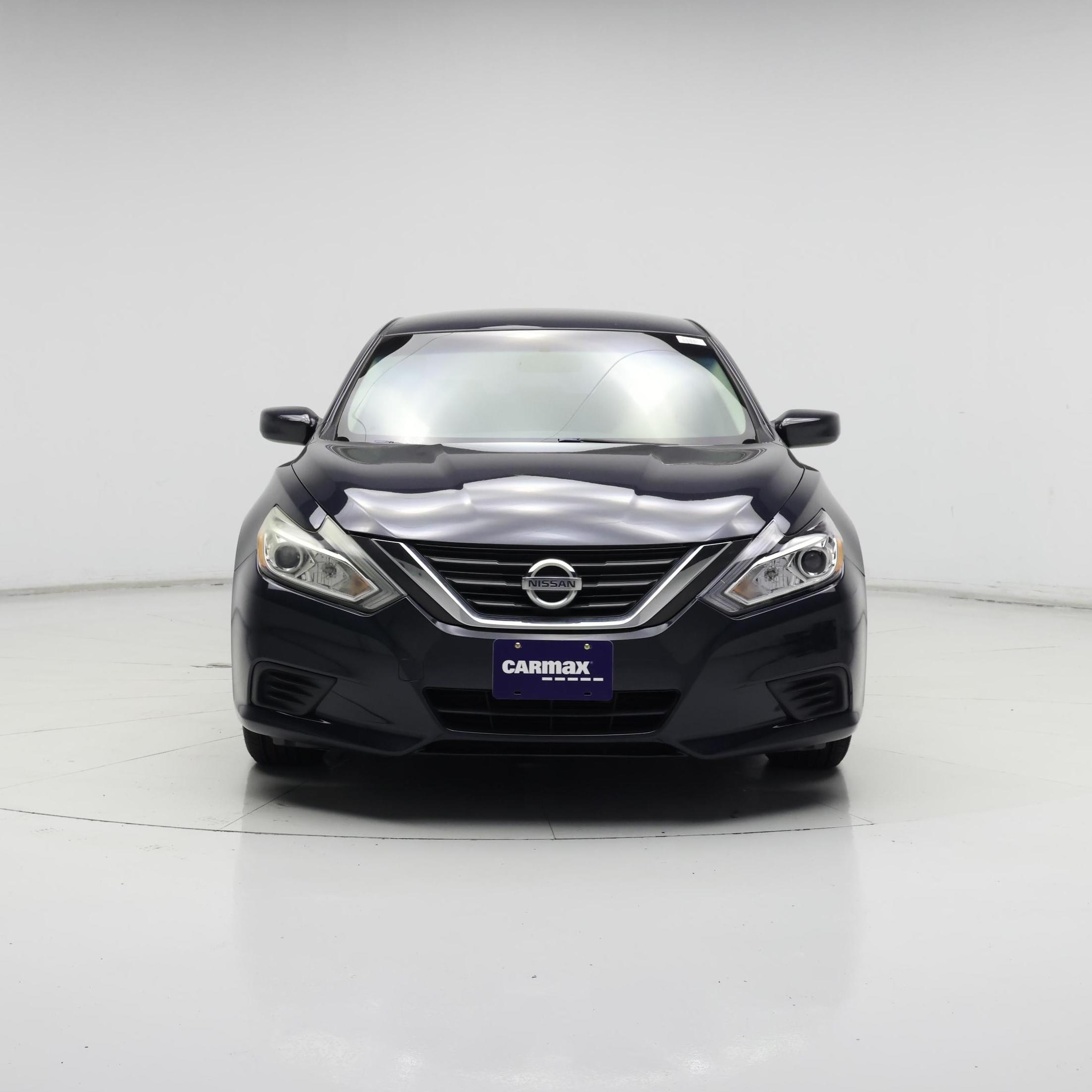 Thumbnail: 2016 Nissan Altima - 5