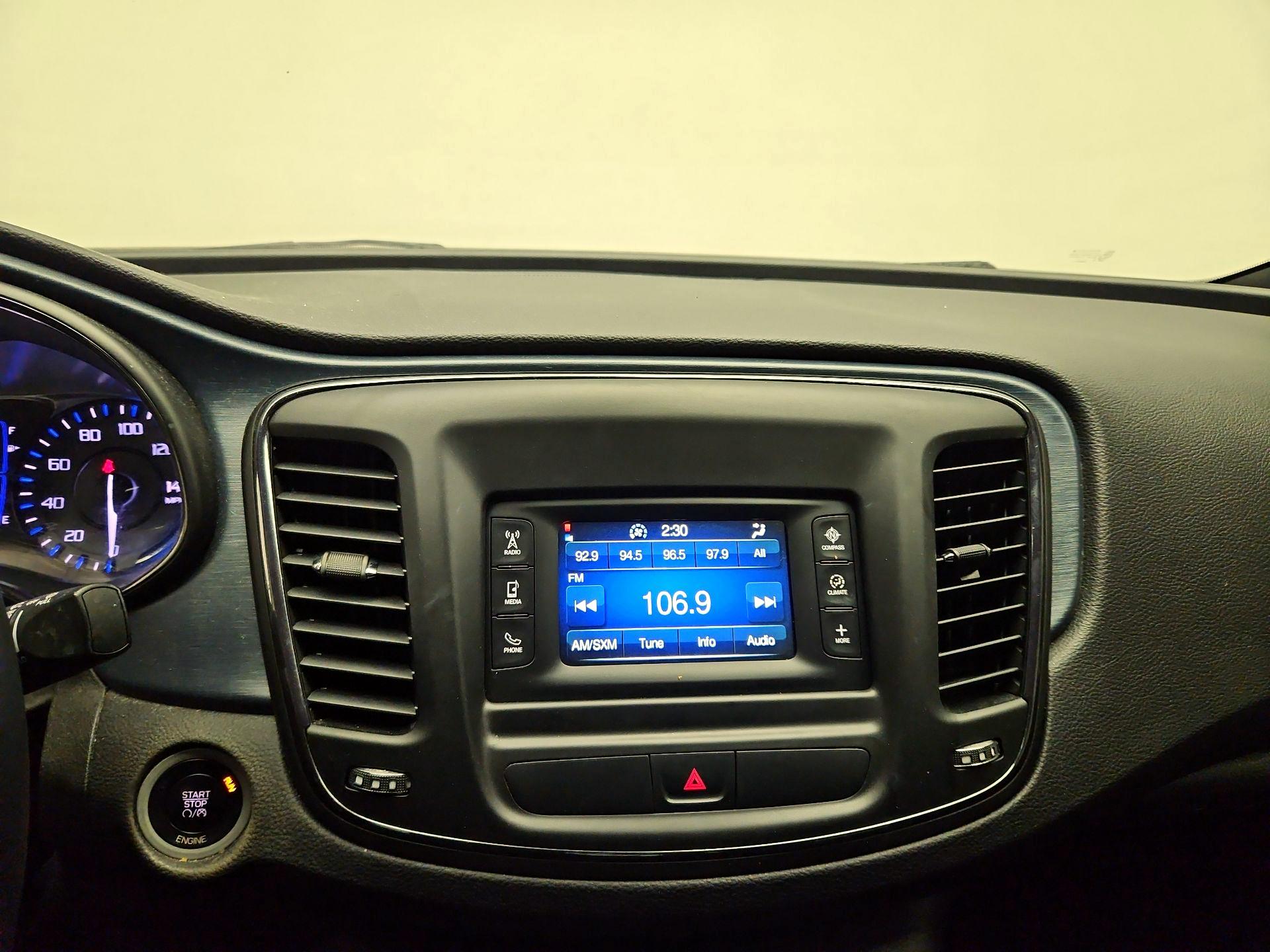 Thumbnail: 2015 Chrysler 200 - 13
