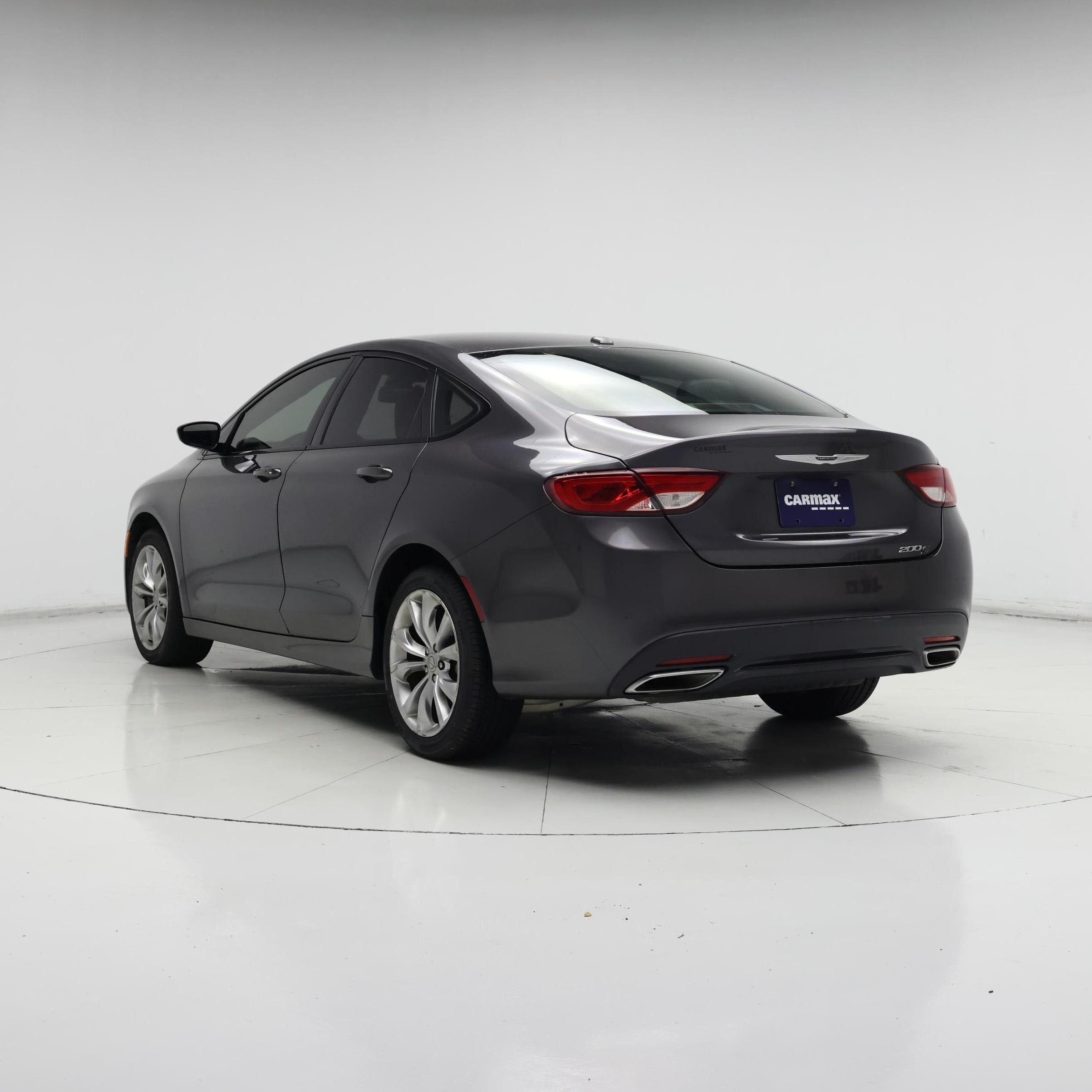 Thumbnail: 2015 Chrysler 200 - 2