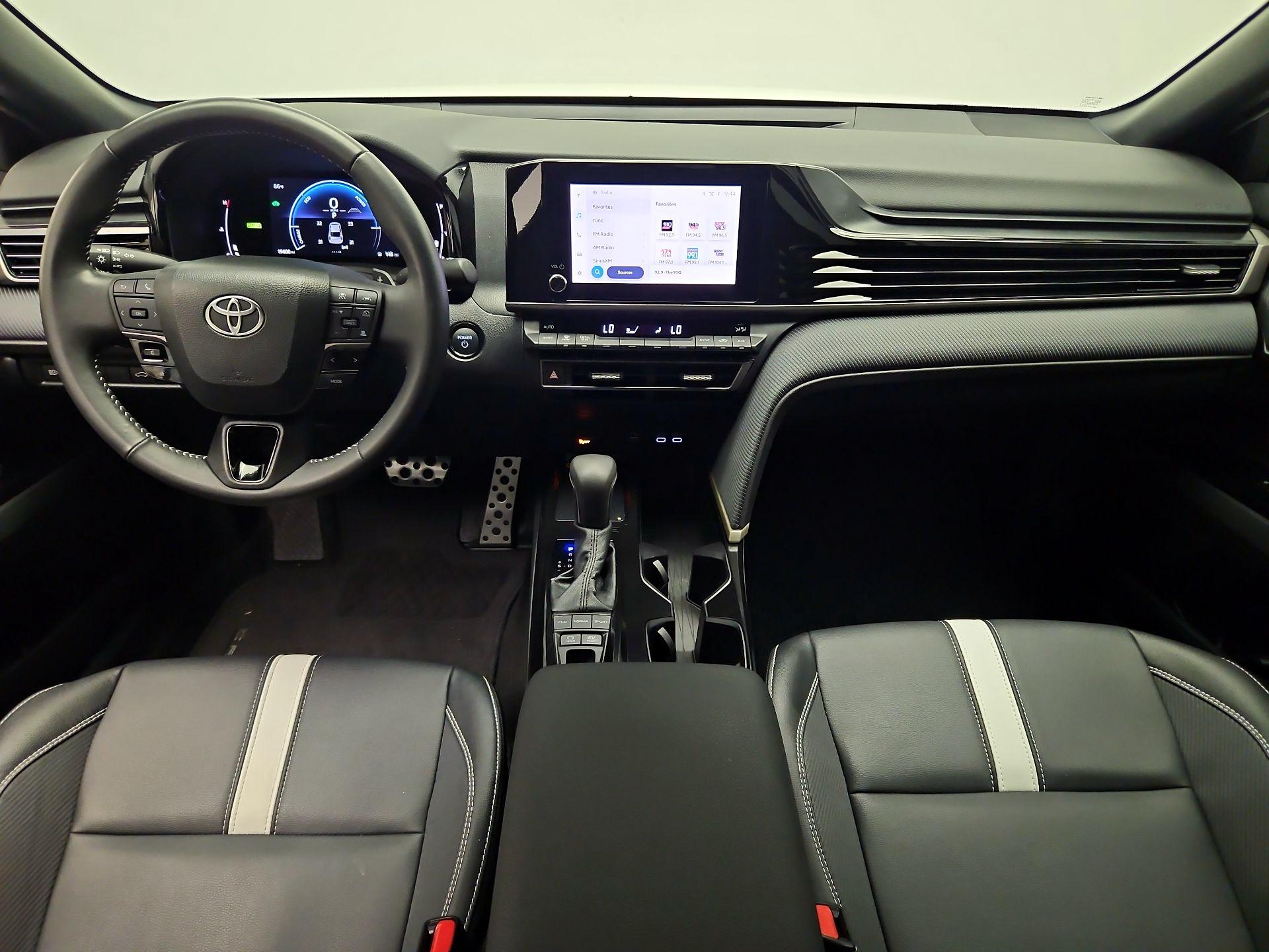 Thumbnail: 2025 Toyota Camry - 9
