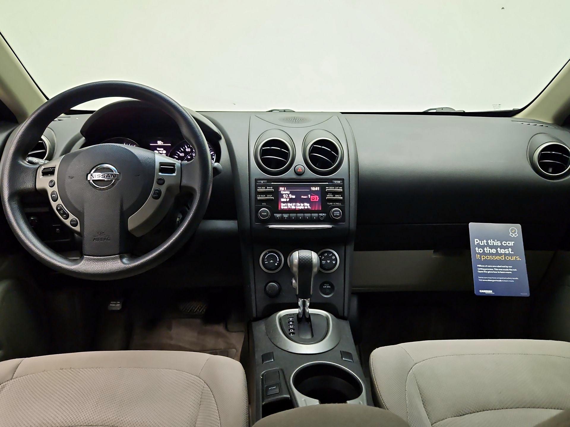 Thumbnail: 2015 Nissan Rogue - 9