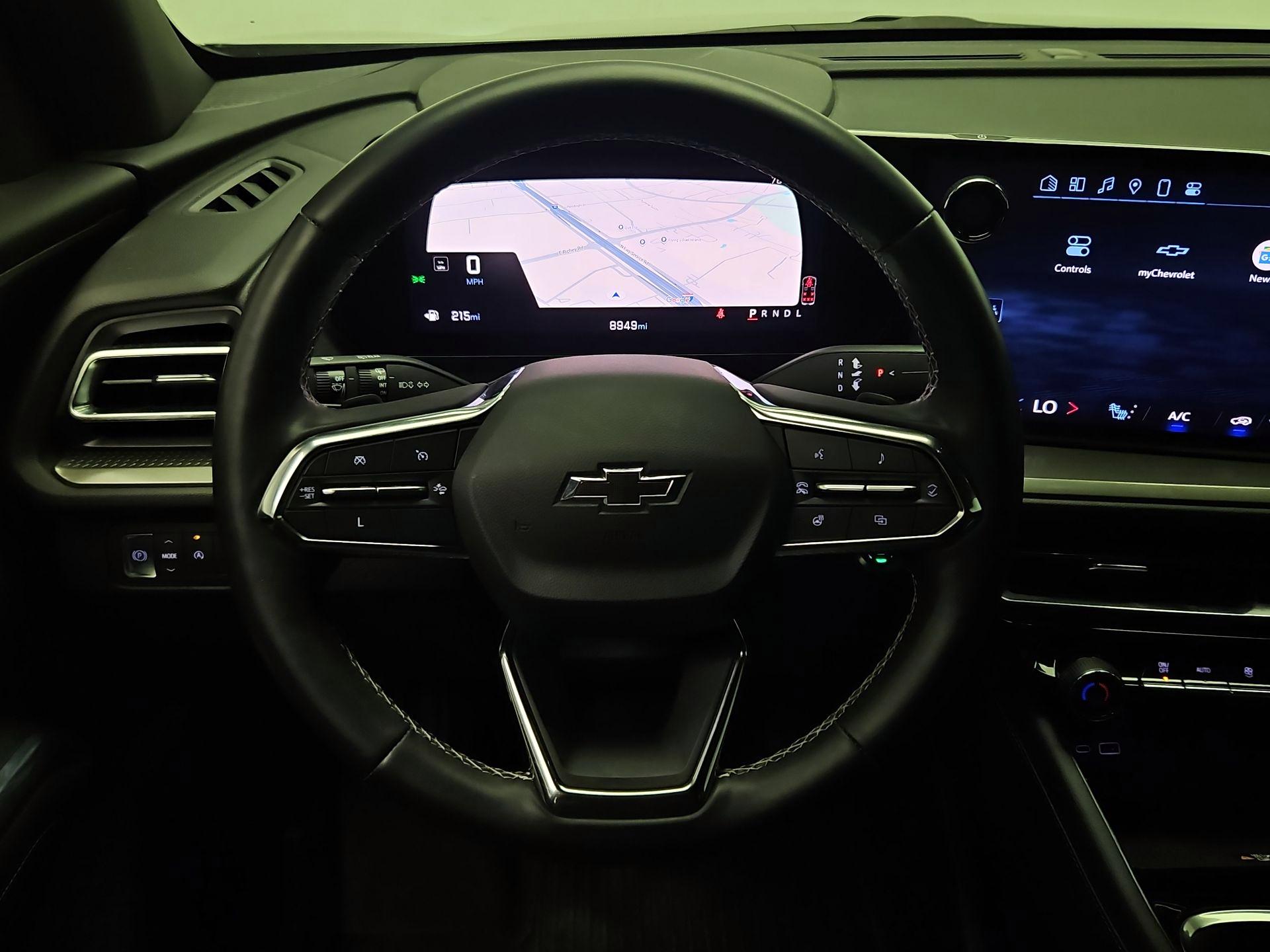 Thumbnail: 2024 Chevrolet Traverse - 10