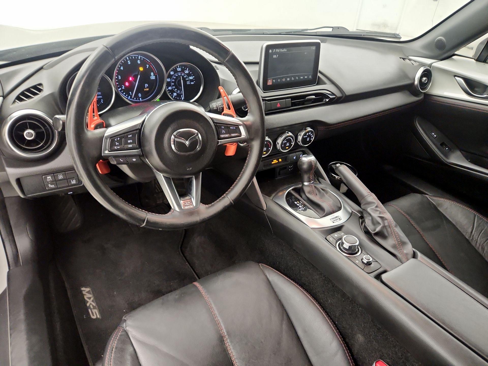 Thumbnail: 2016 Mazda MX-5 Miata - 8