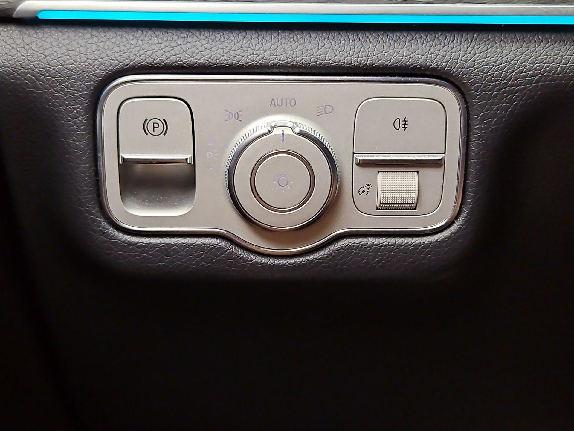 Thumbnail: 2021 Mercedes-Benz GLE - 13