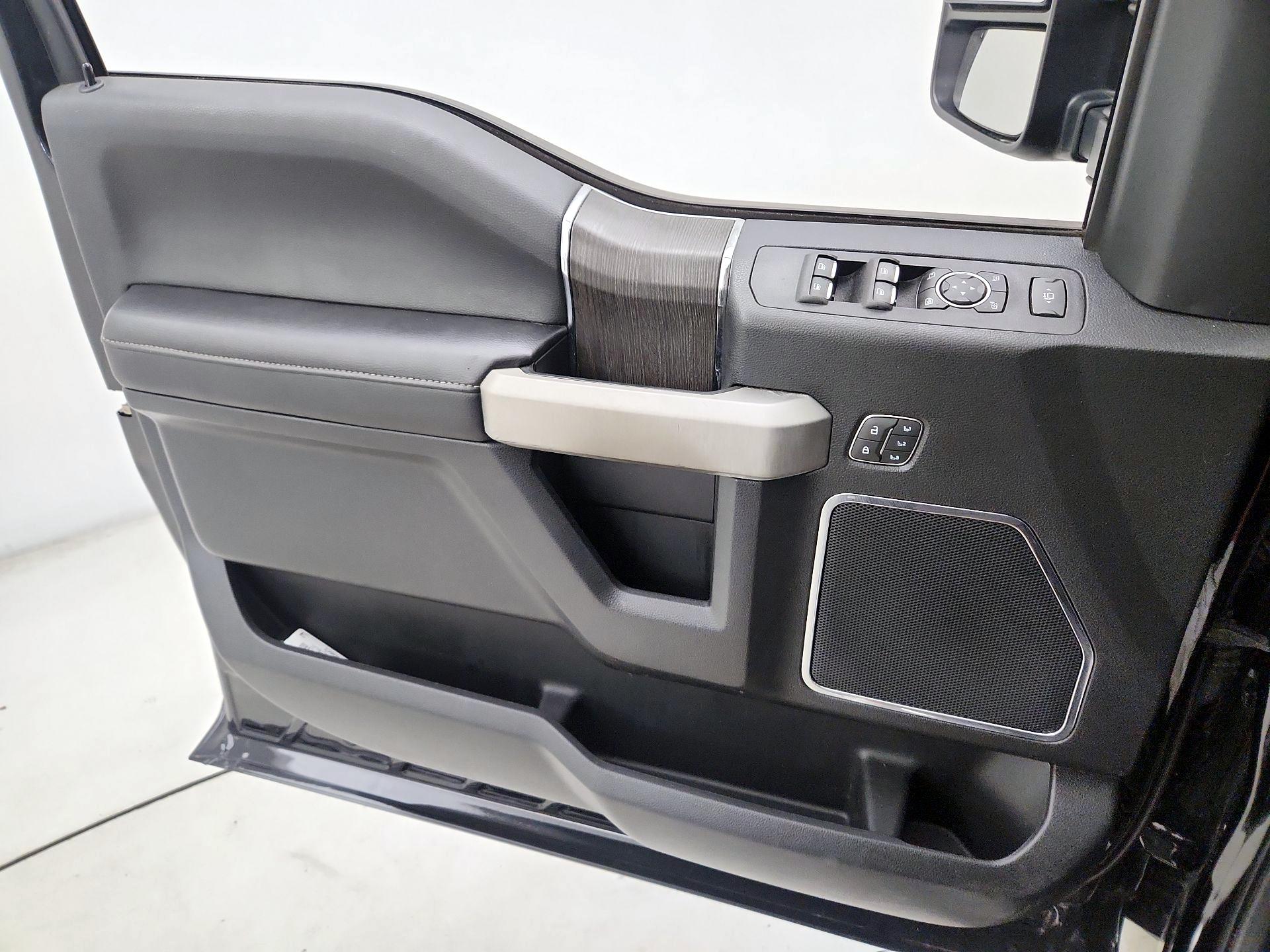 Thumbnail: 2021 Ford F-350 - 12