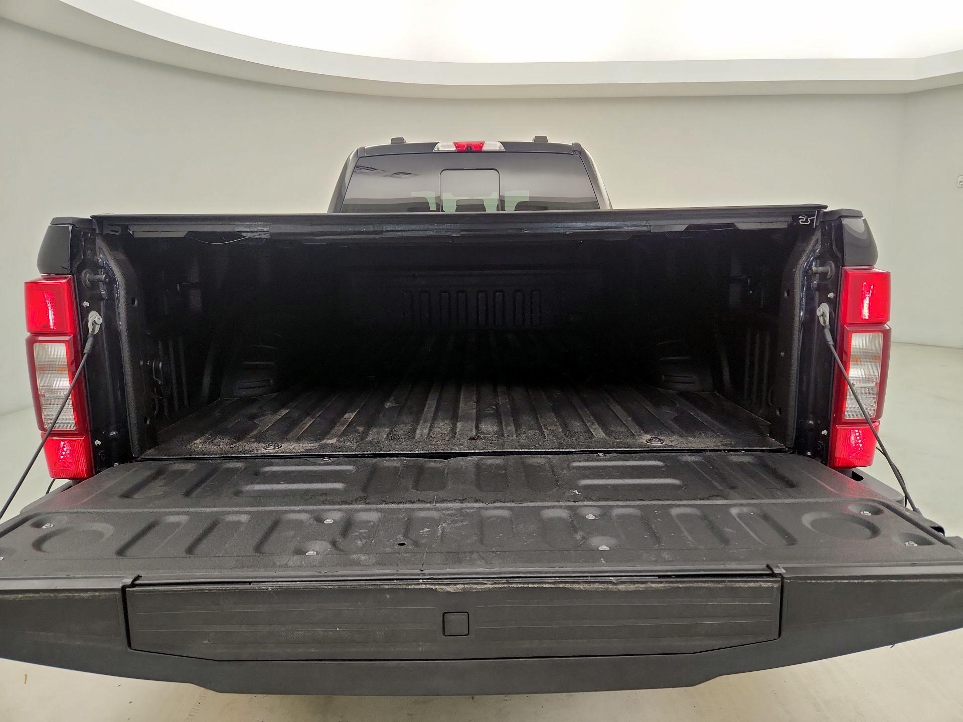 Thumbnail: 2021 Ford F-350 - 16