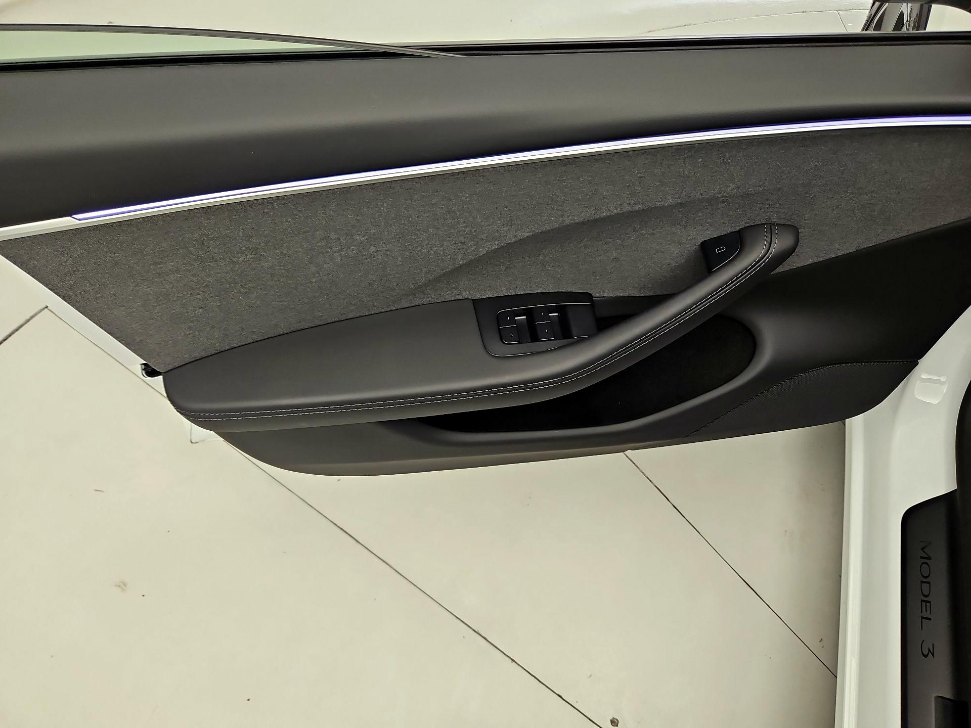 Thumbnail: 2024 Tesla Model 3 - 12