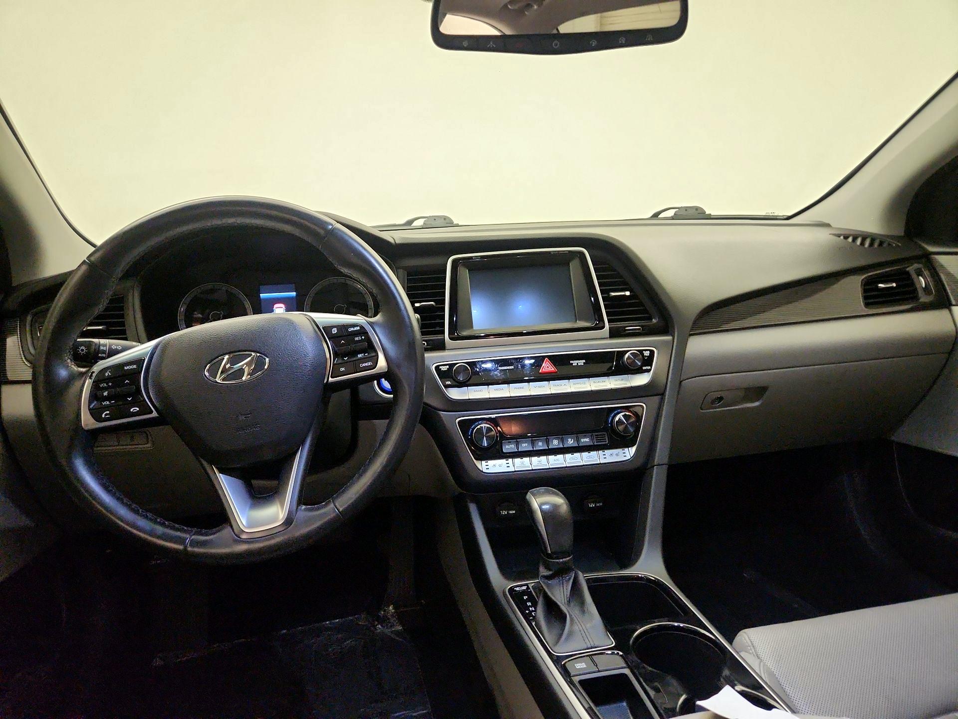 Thumbnail: 2018 Hyundai Sonata - 9