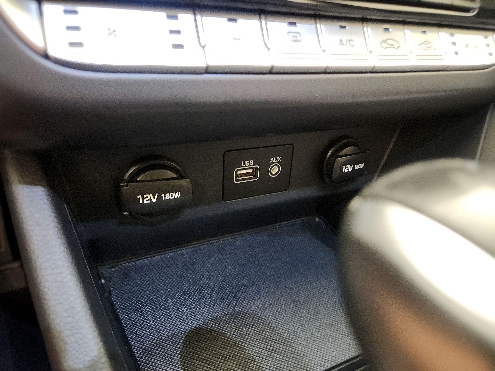 Thumbnail: 2018 Hyundai Sonata - 18