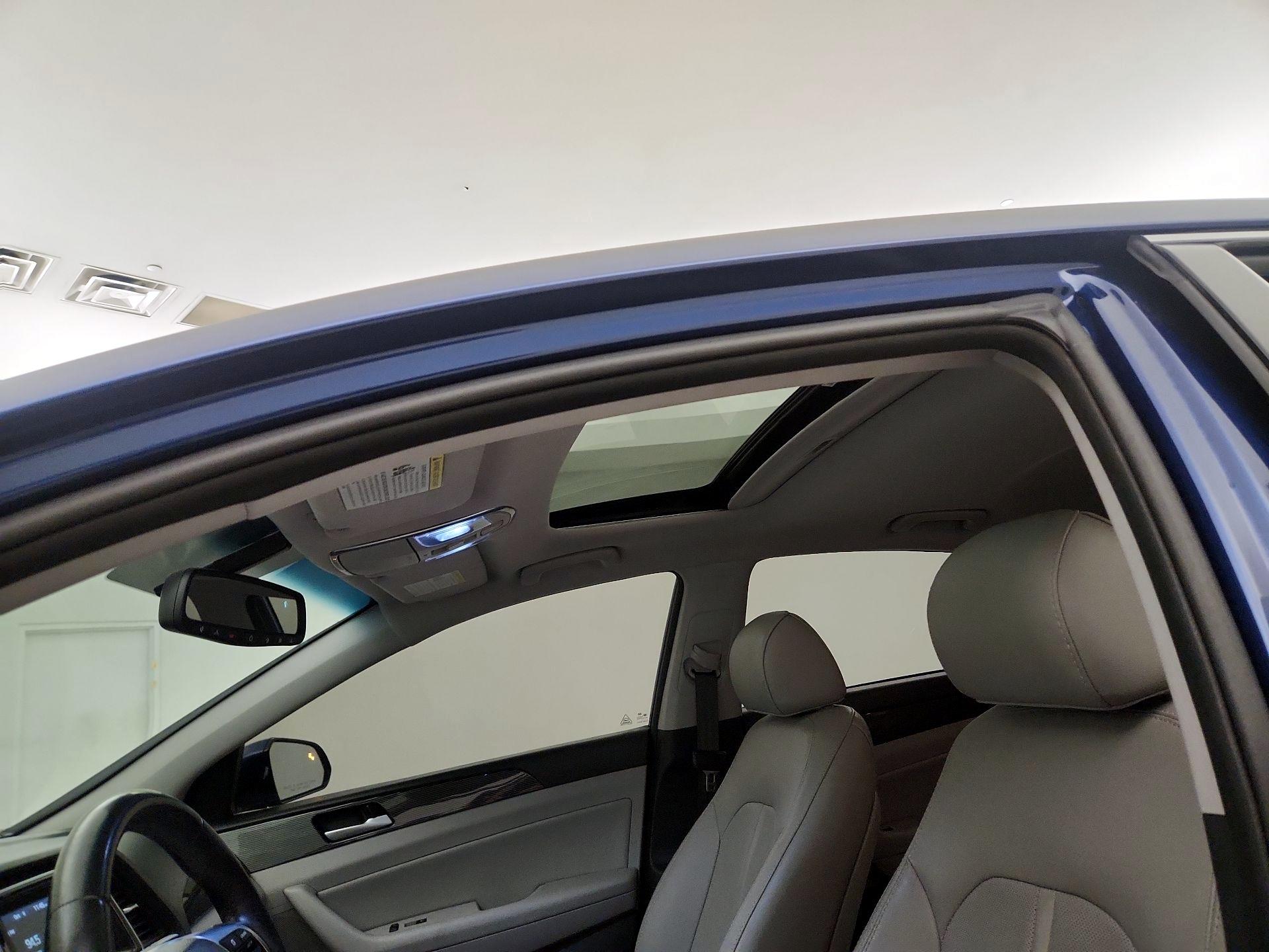 Thumbnail: 2018 Hyundai Sonata - 19