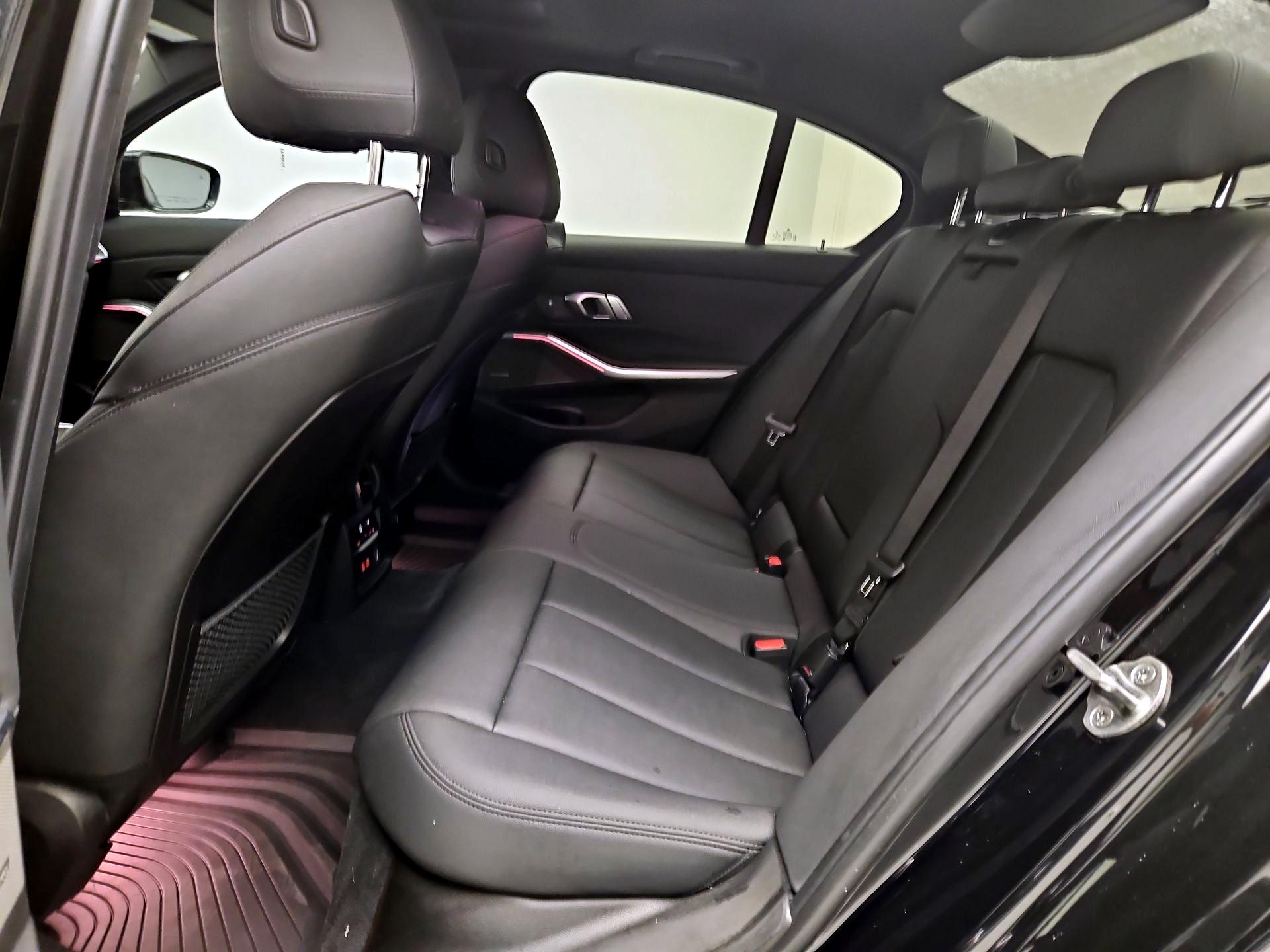 Thumbnail: 2020 BMW 3 Series - 18