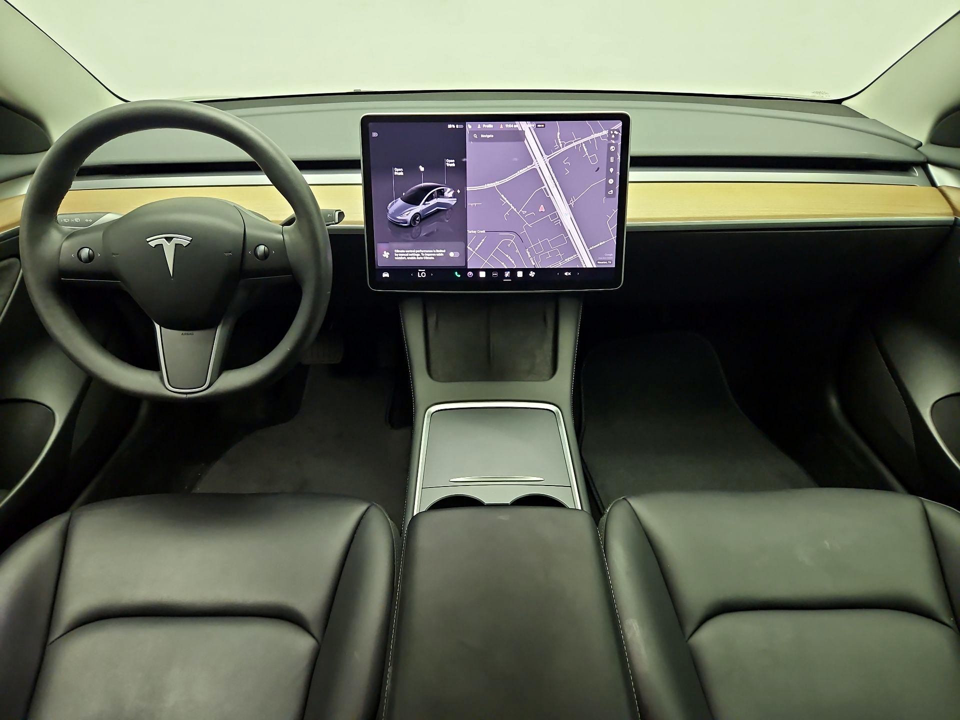 Thumbnail: 2023 Tesla Model 3 - 9