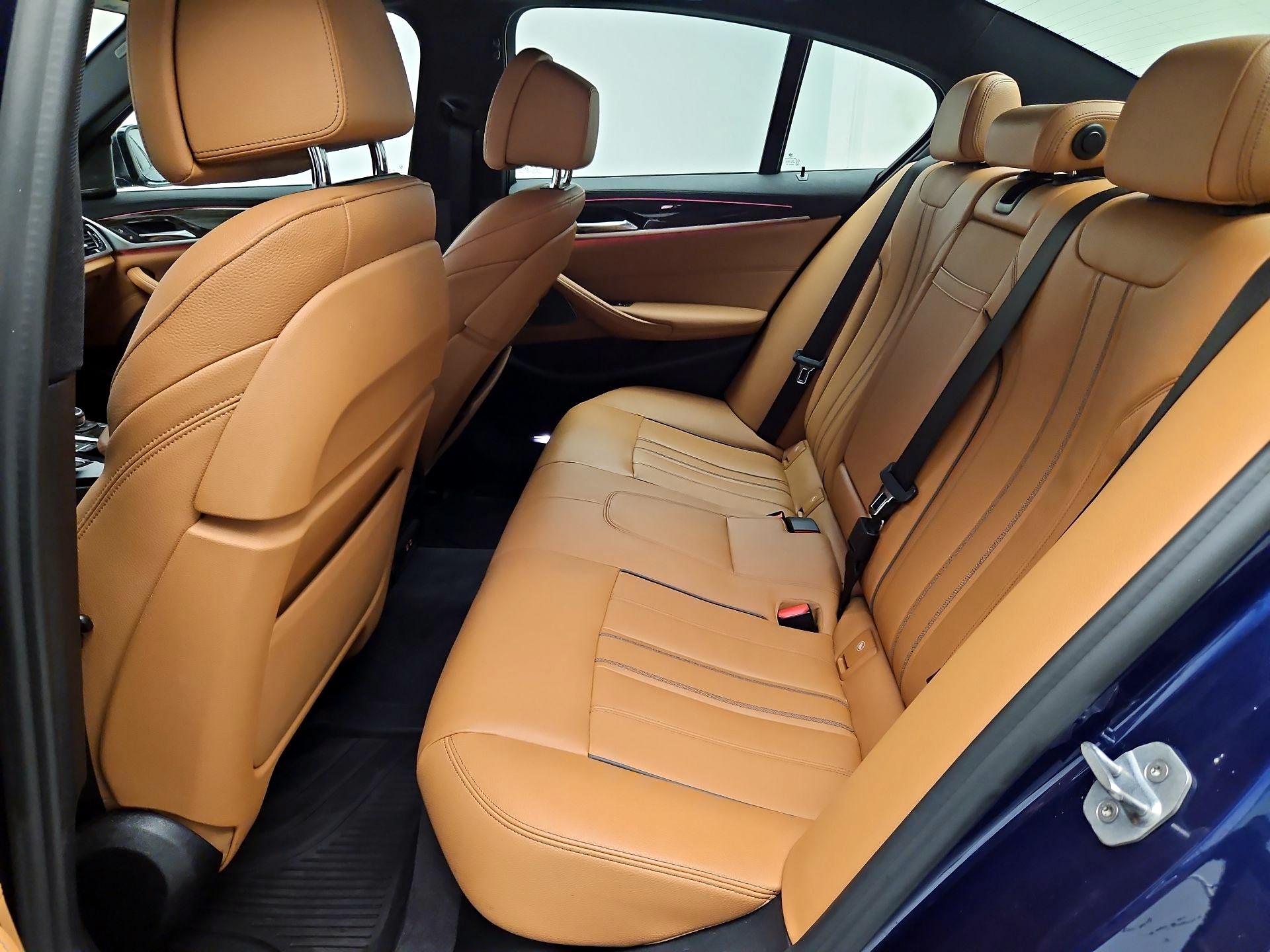 Thumbnail: 2020 BMW 5 Series - 18