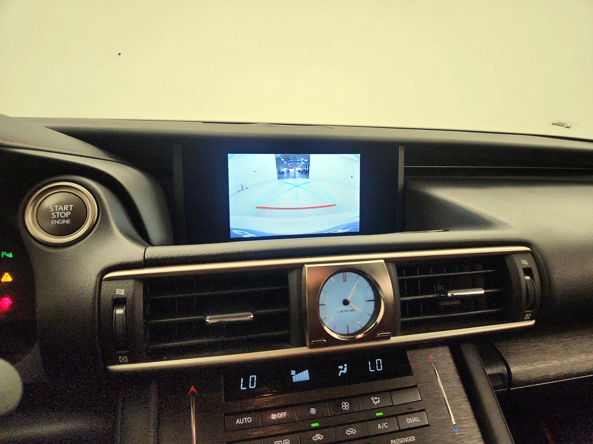 Thumbnail: 2019 Lexus IS - 14