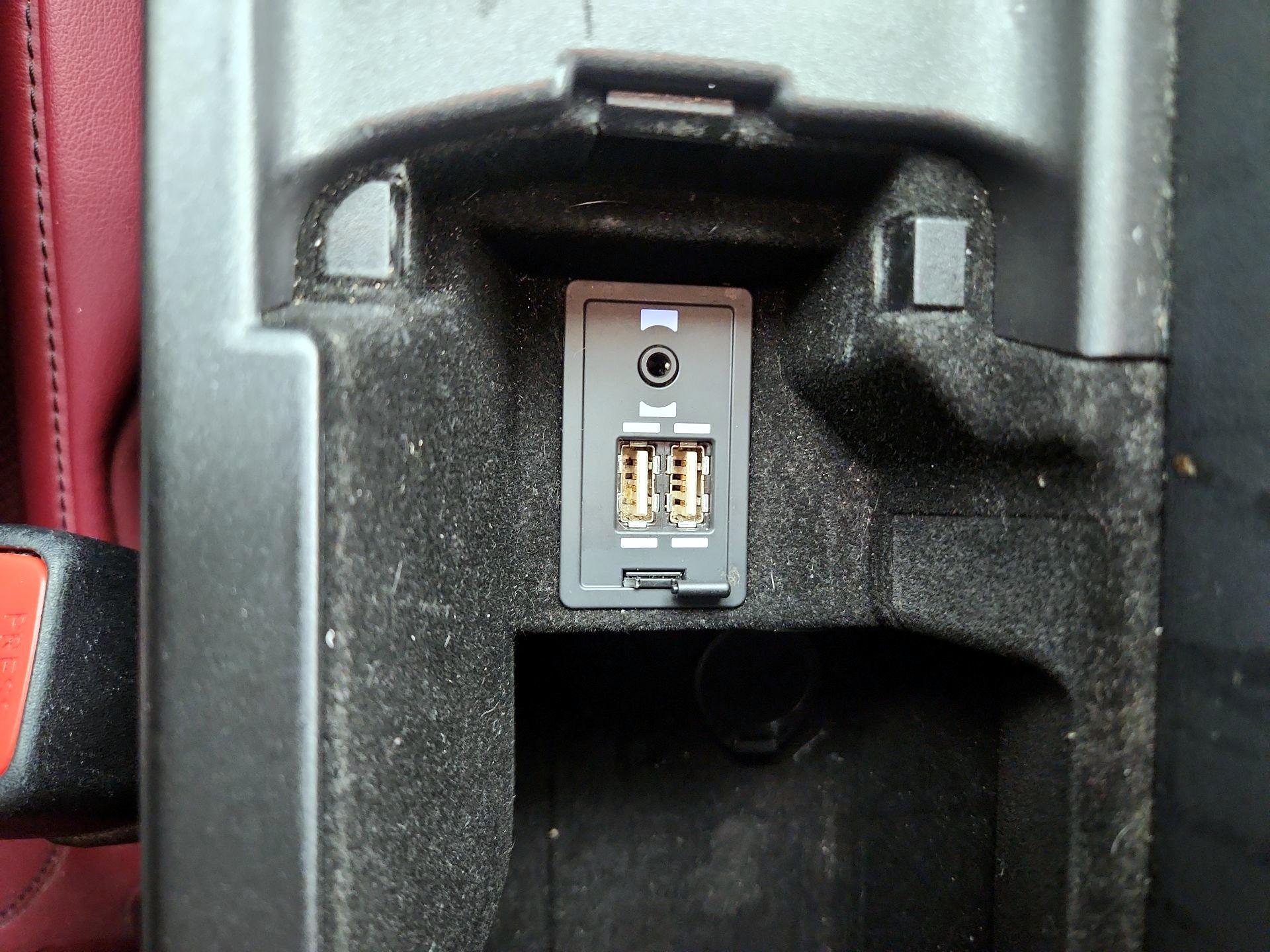 Thumbnail: 2019 Lexus IS - 18