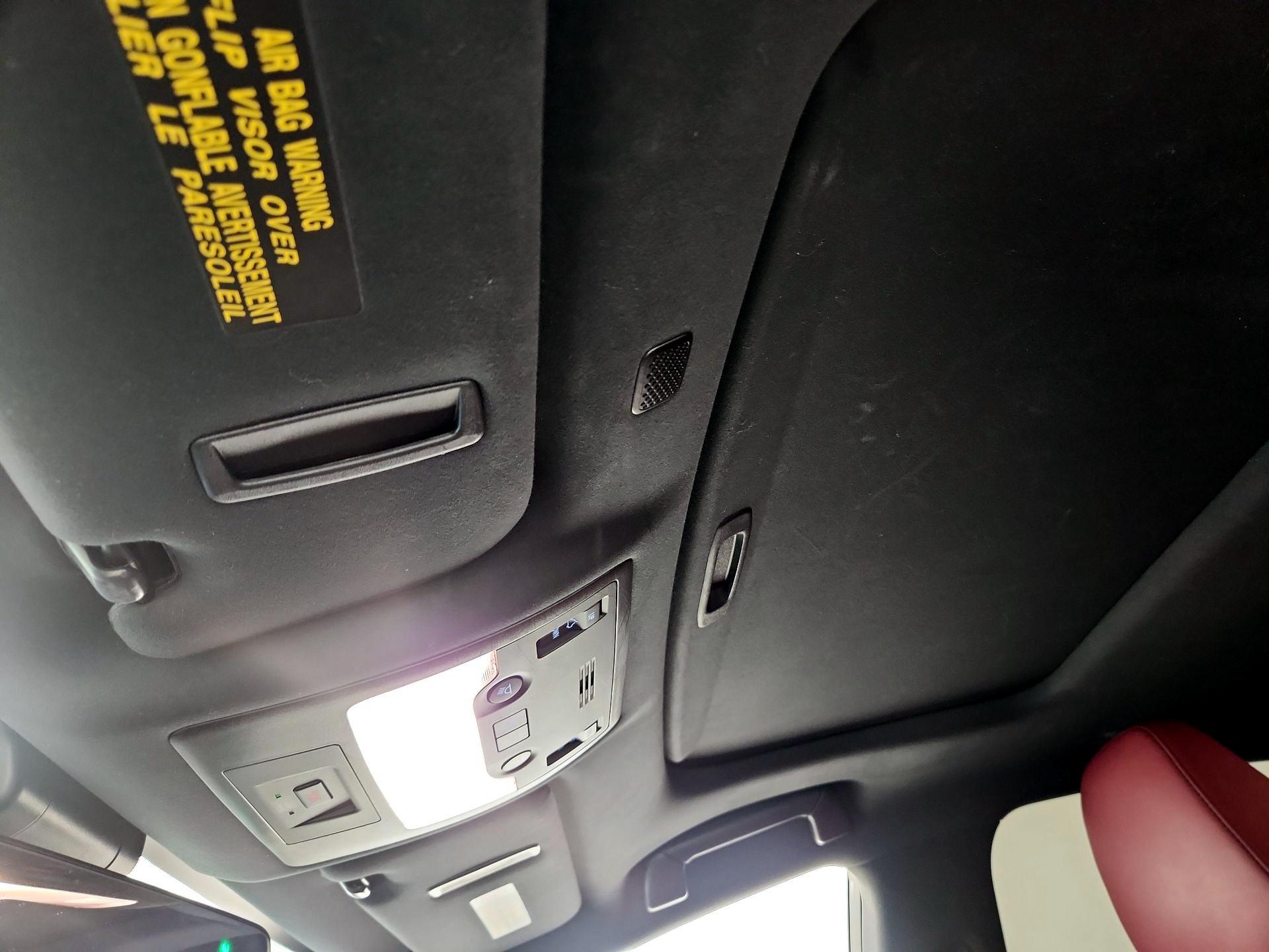 Thumbnail: 2019 Lexus IS - 19