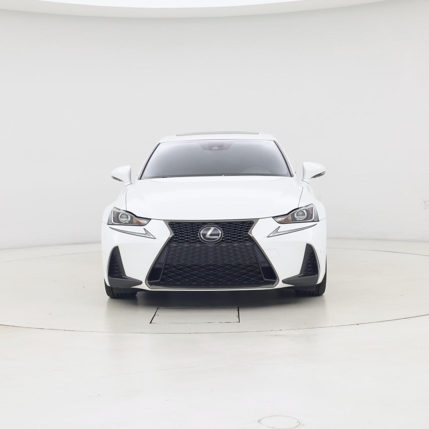 Thumbnail: 2019 Lexus IS - 5